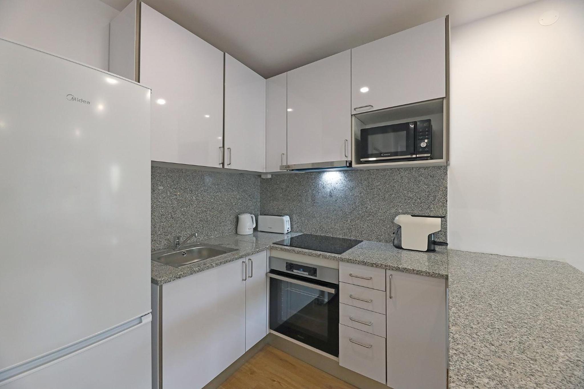 Two-Bedroom Apartment - Photo 14