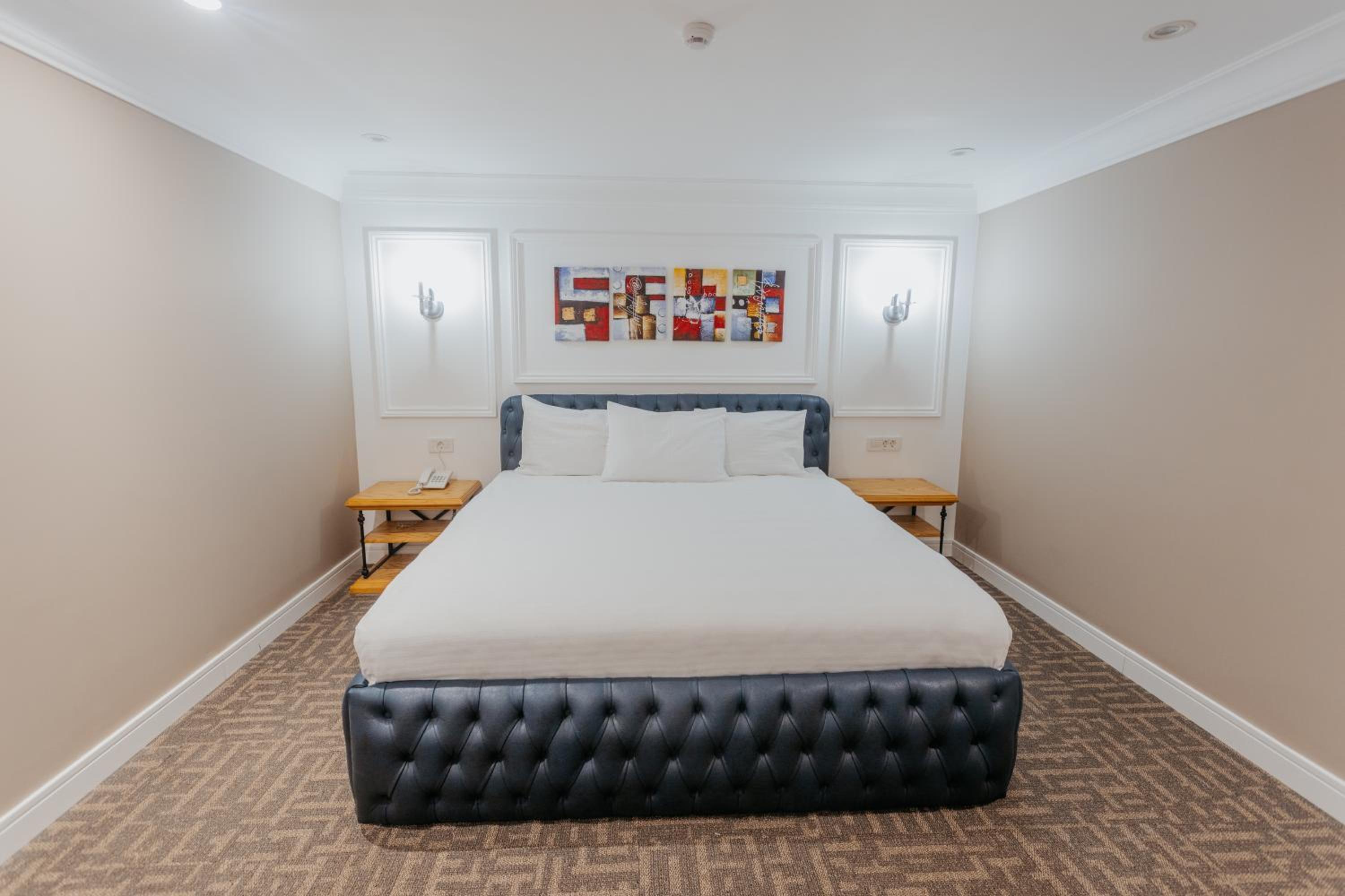 King Suite With Spa Bath