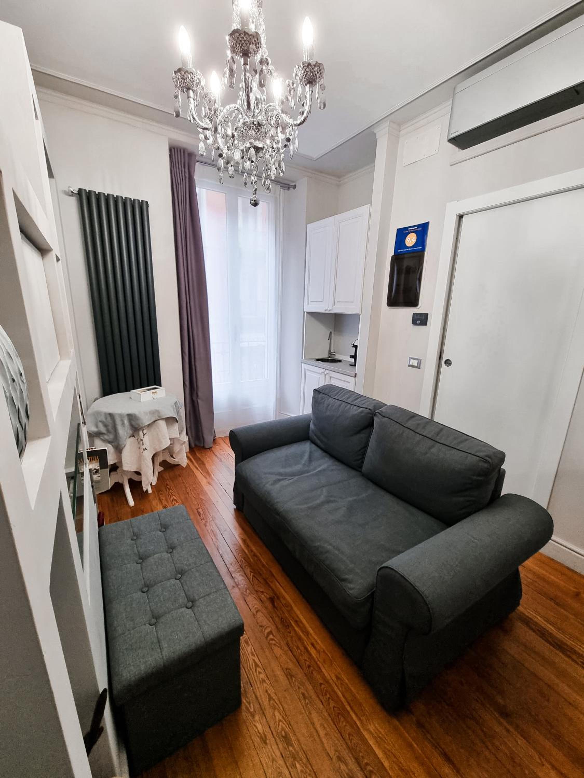 Deluxe Double Room with Balcony photo 1