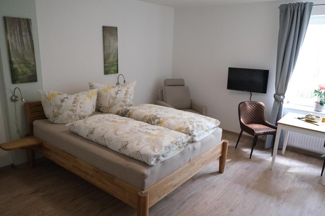 Large Double Room photo 1