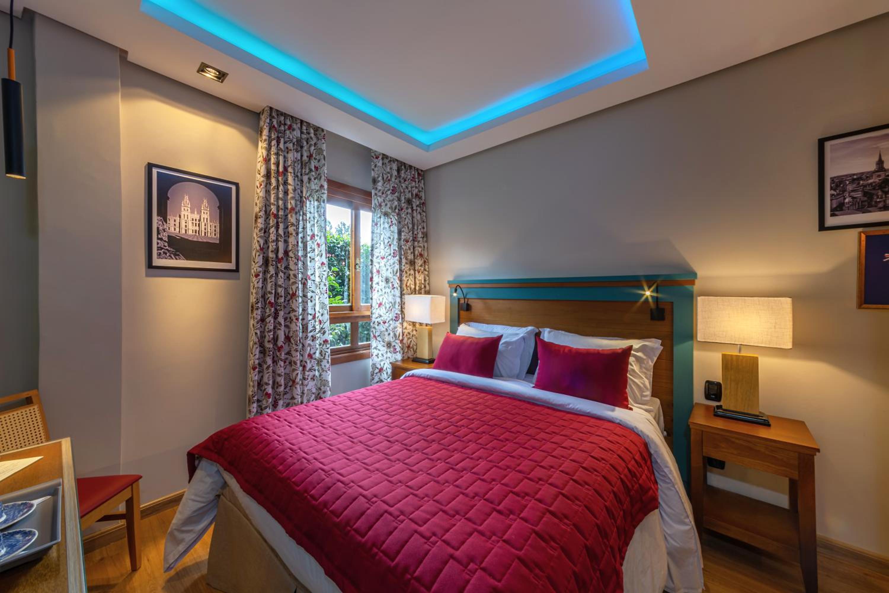 Queen Room