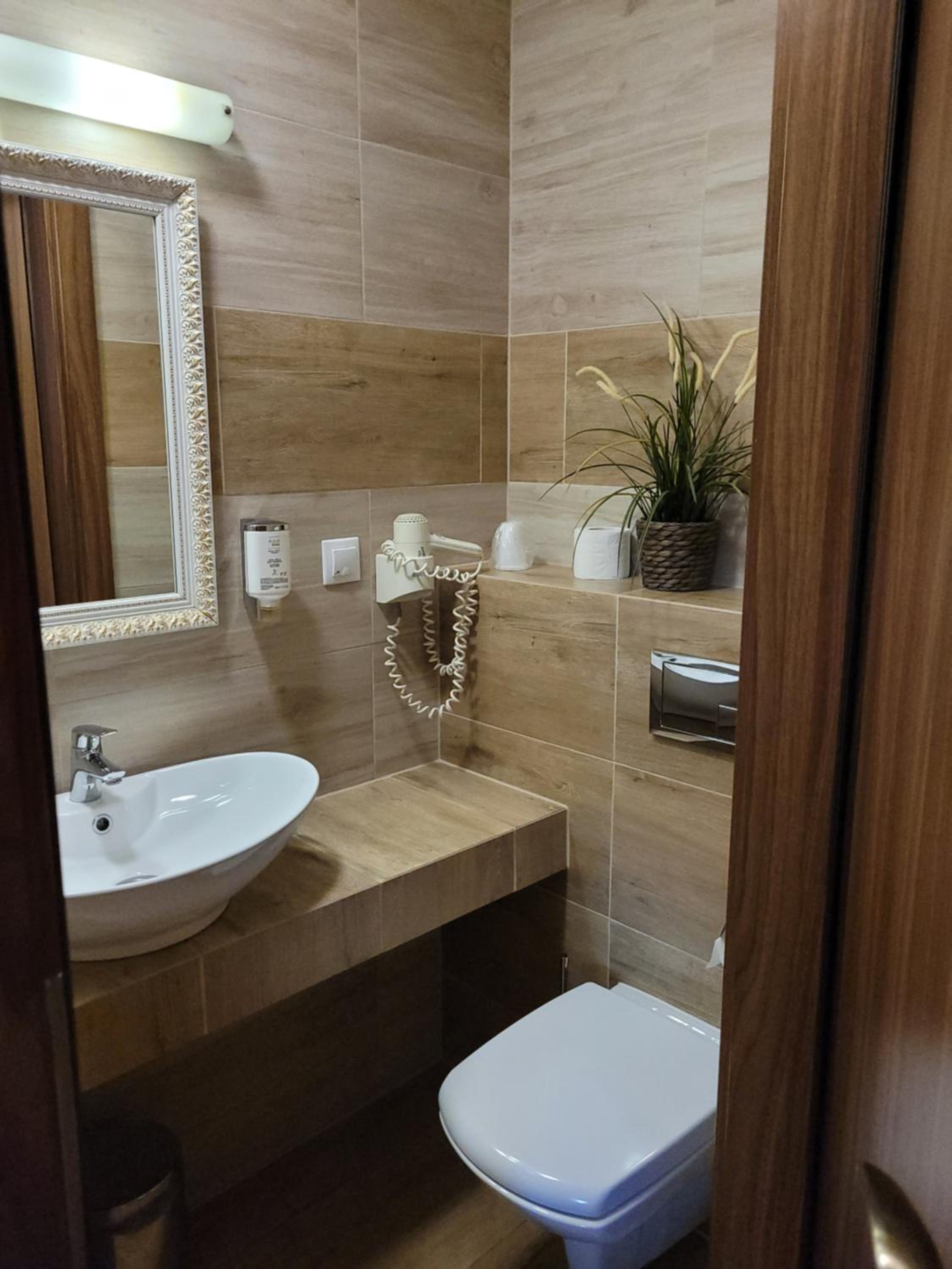 Standard Double Room photo 2