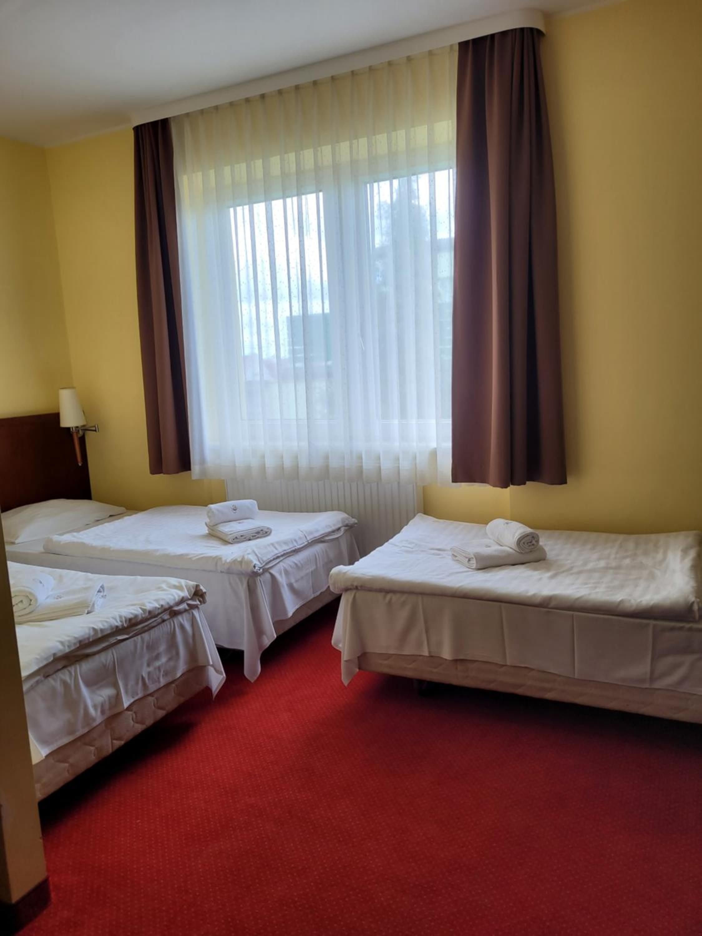 Triple Room - Photo 9