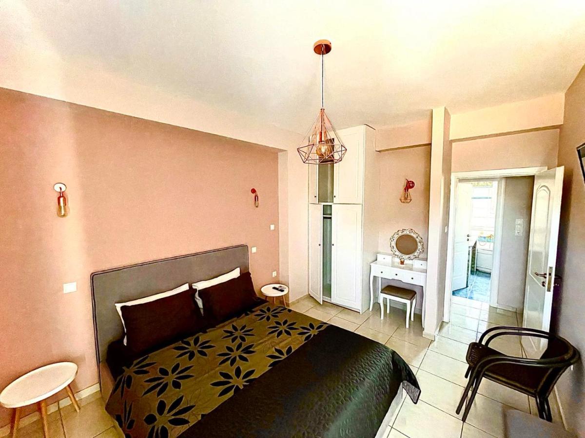One-Bedroom Apartment - Photo 14