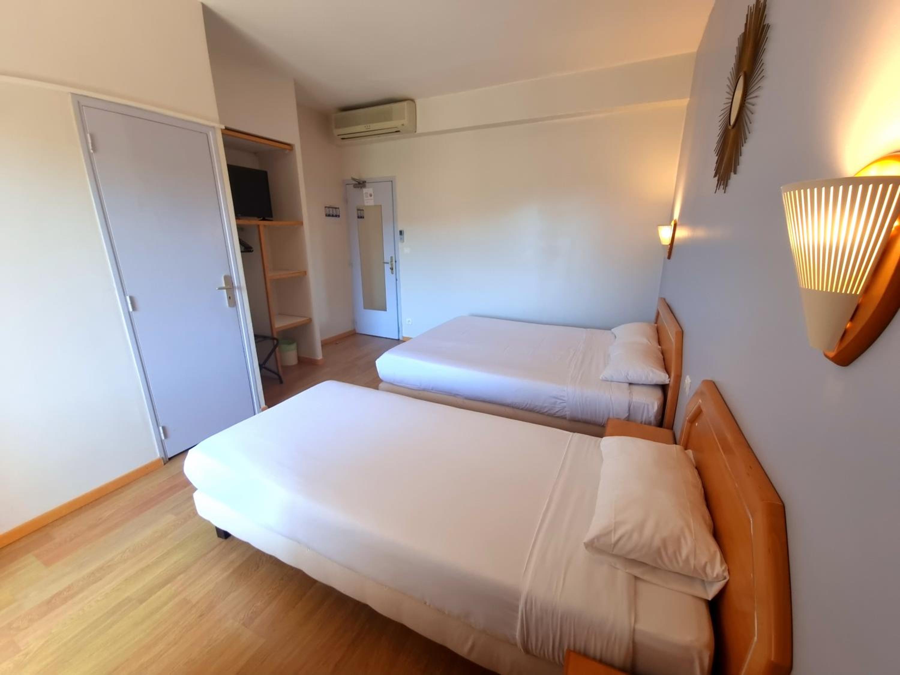 Comfort Triple Room - Photo 4