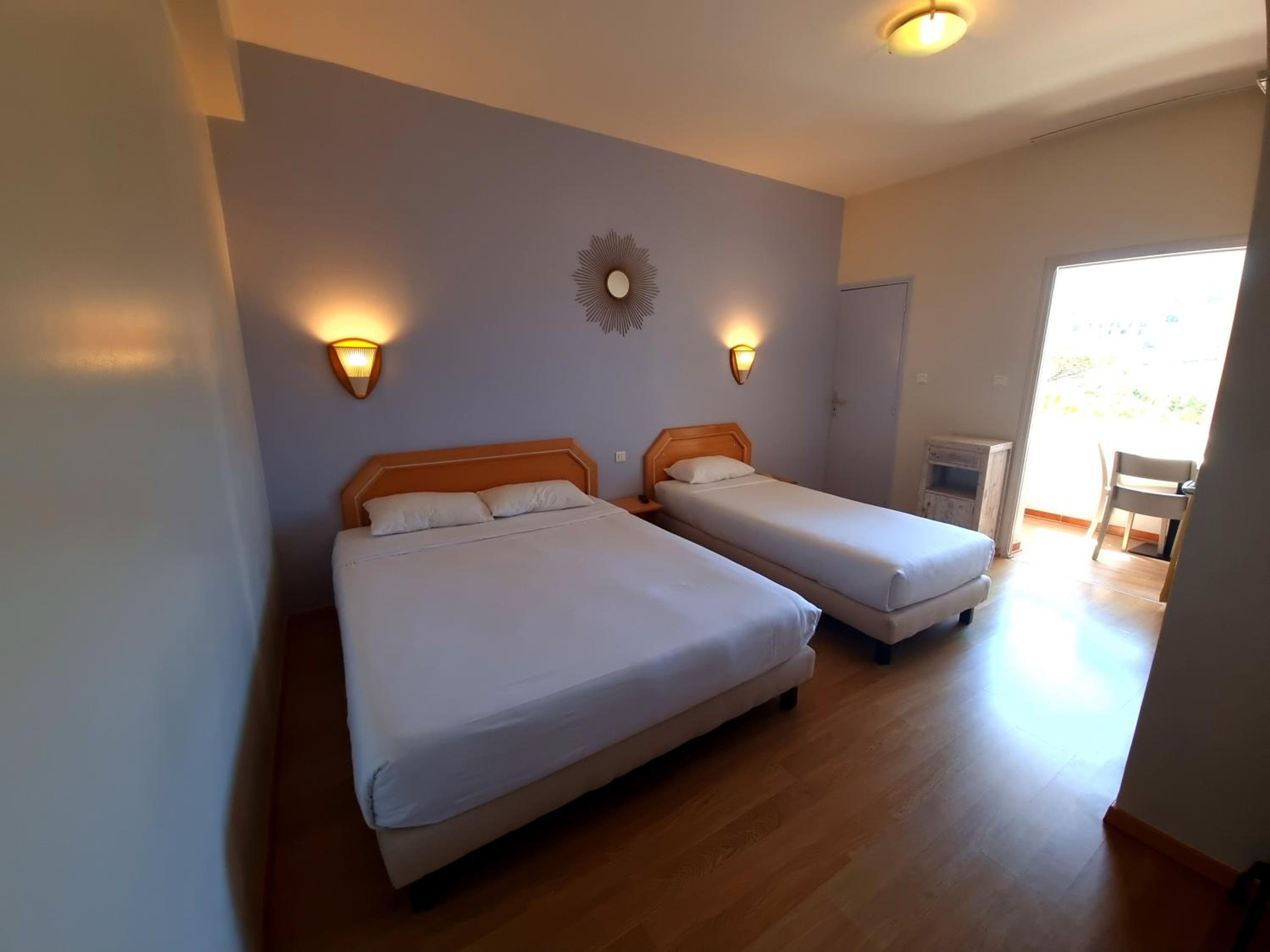 Comfort Triple Room - Photo 1
