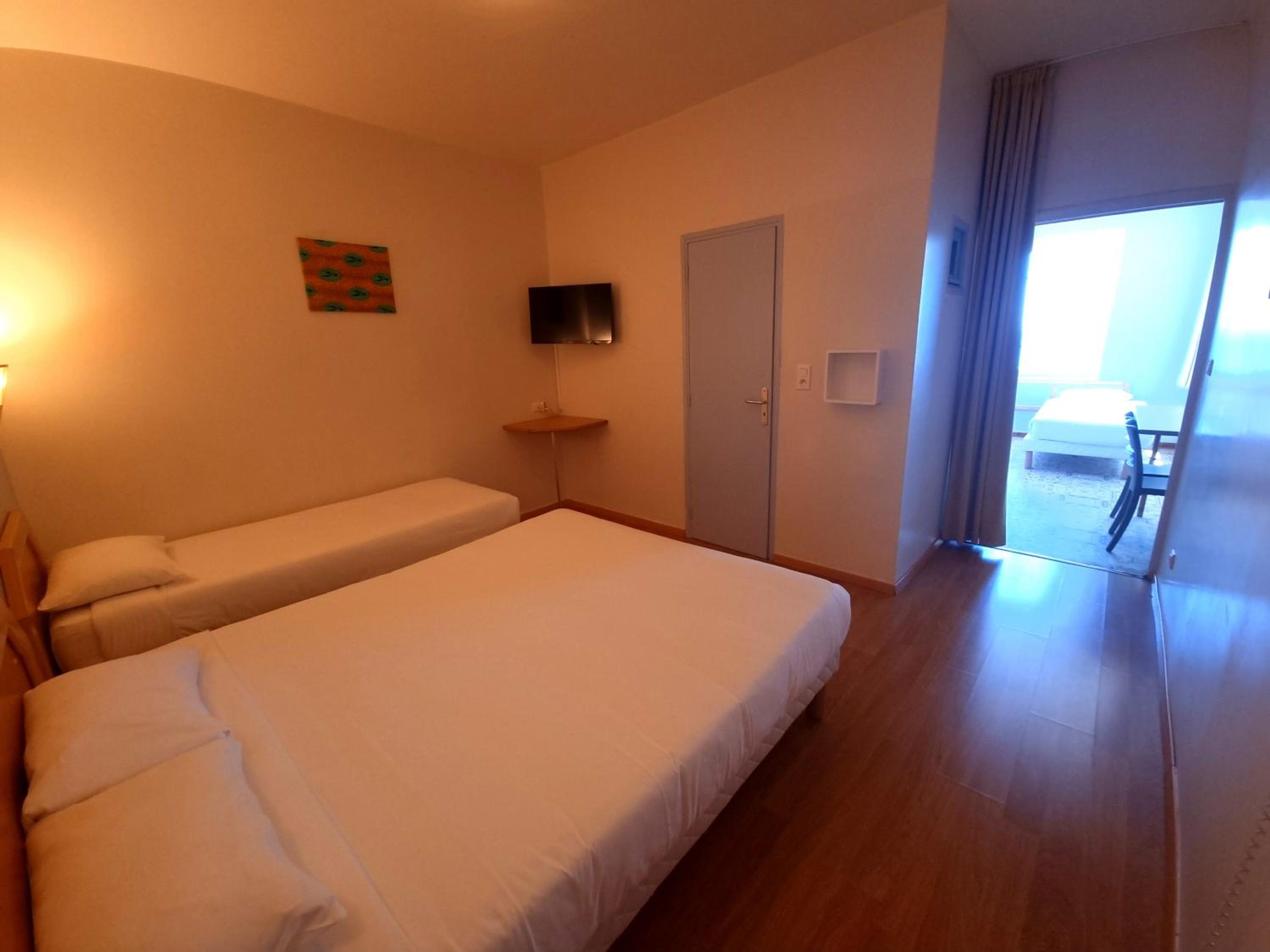 Comfort Quadruple Room - Photo 4