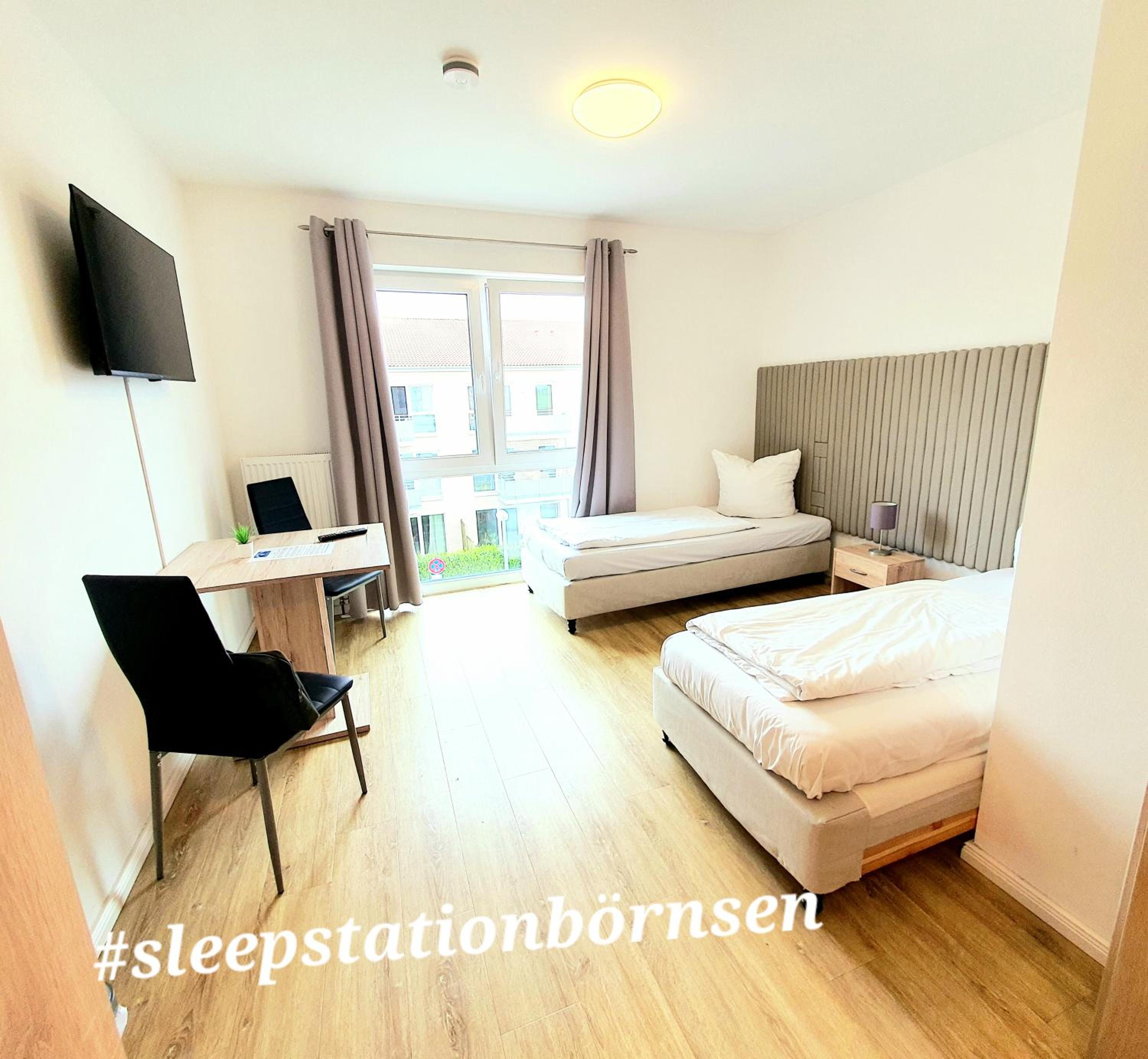 Quadruple Room with Private Bathroom