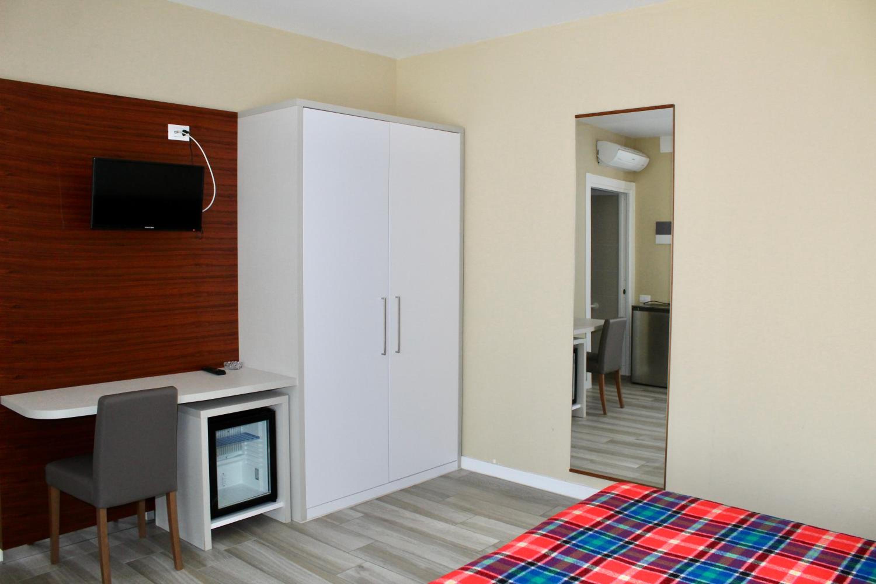 Quadruple Room photo 2