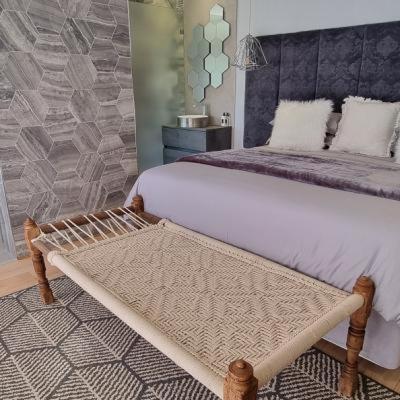 Executive Suite - Photo 17