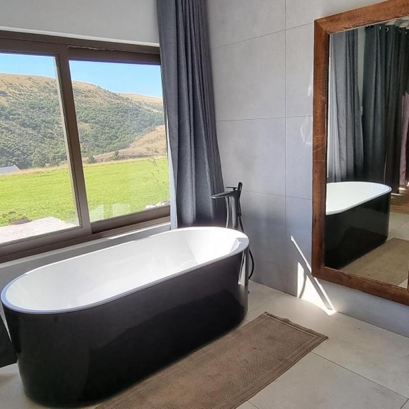 Executive Suite - Photo 21