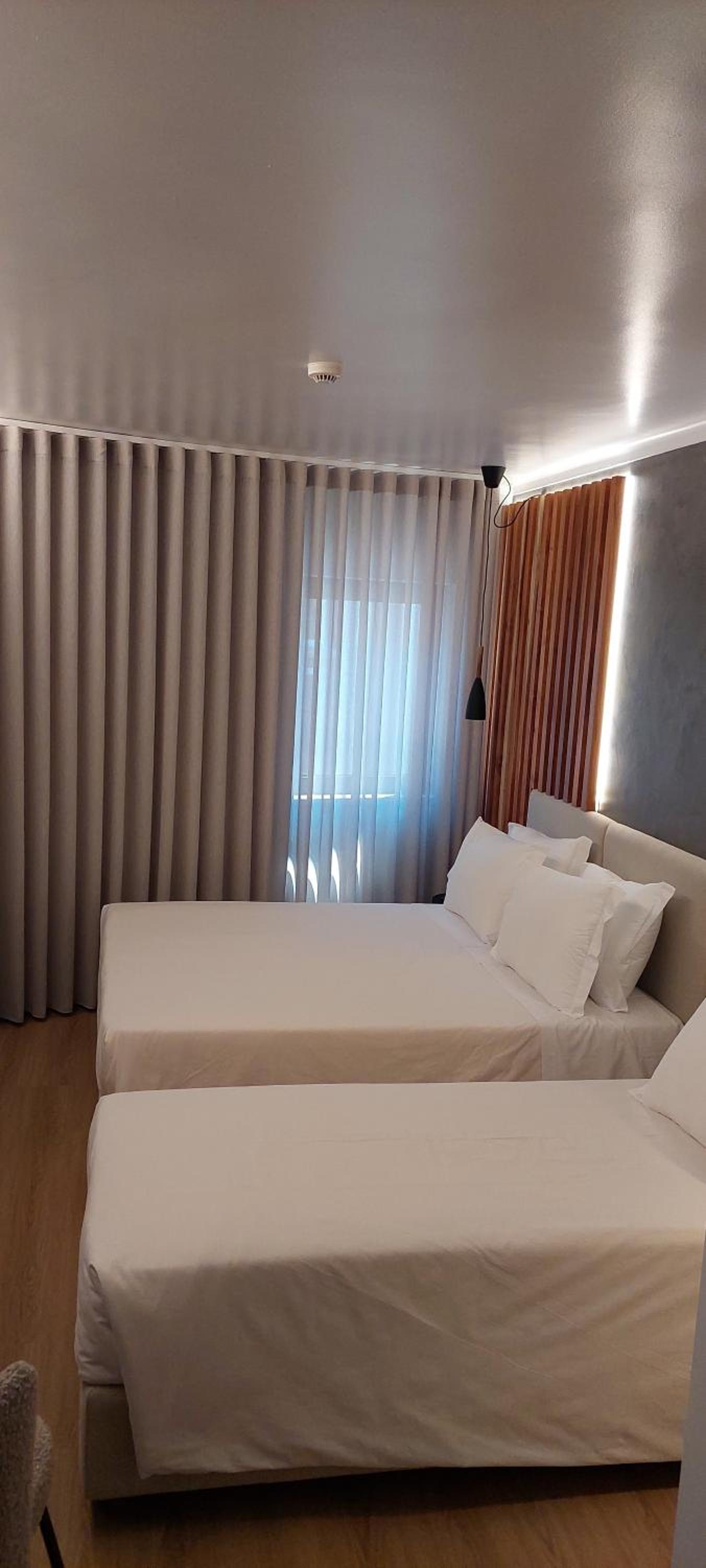 Superior Twin Room - Photo 1