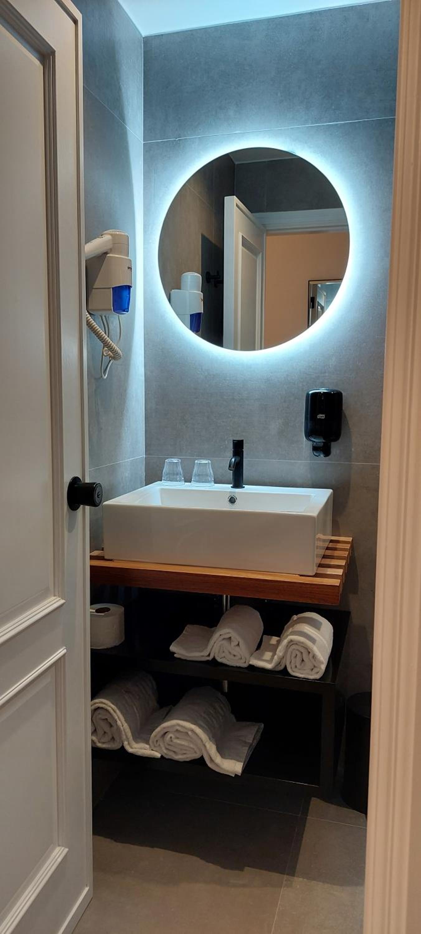 Superior Double Room - Photo 4
