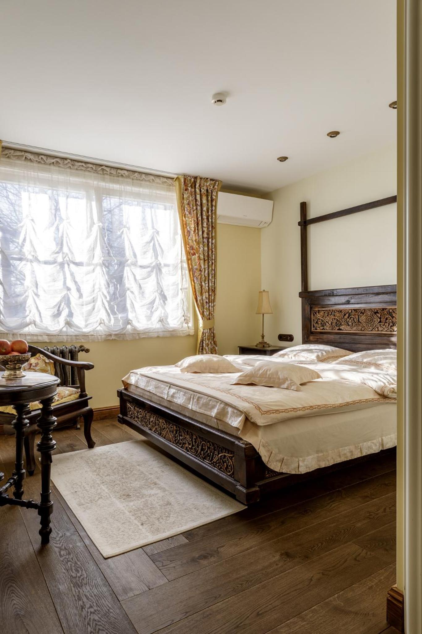 Double Room with Lake View photo 3