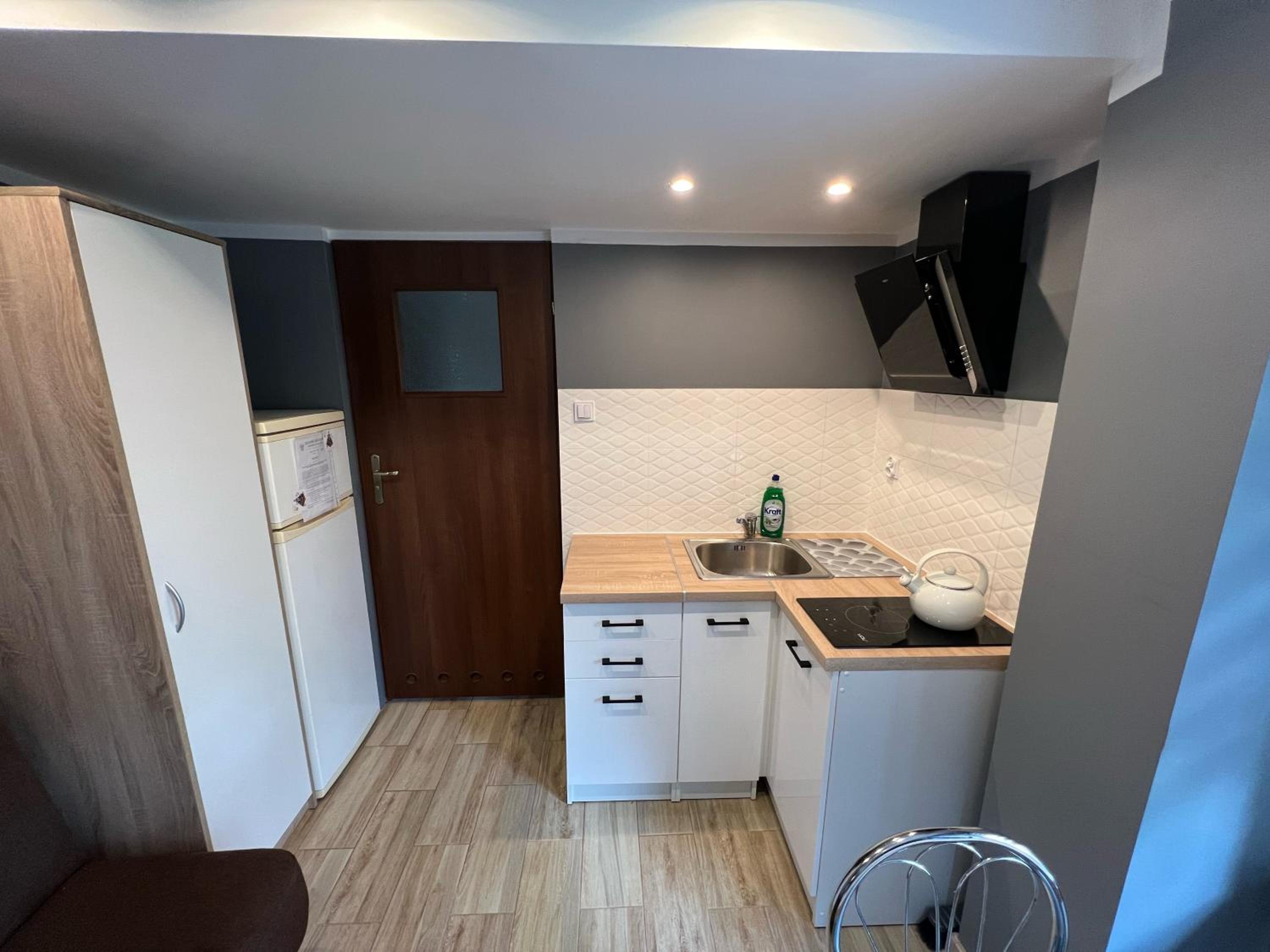 Apartment - Photo 2