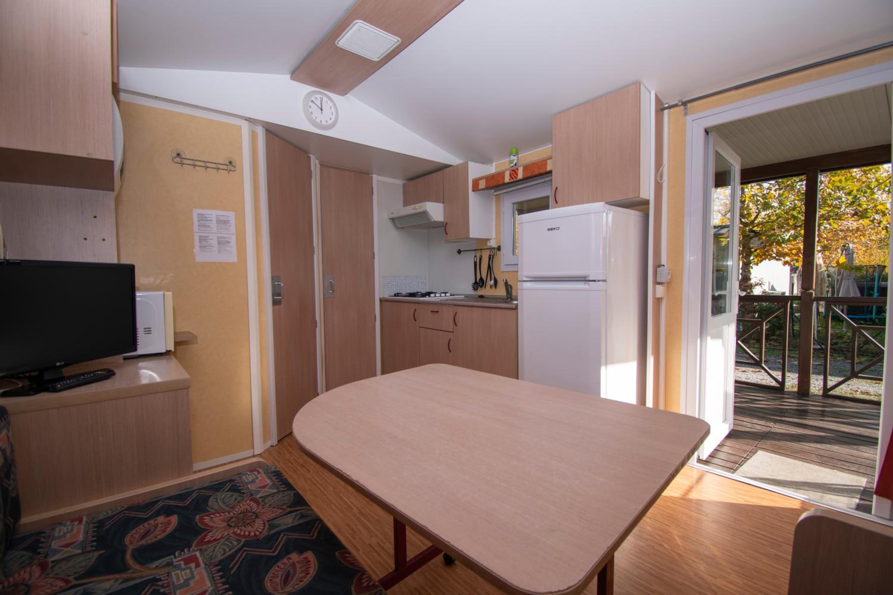 Quadruple Room with Balcony photo 3