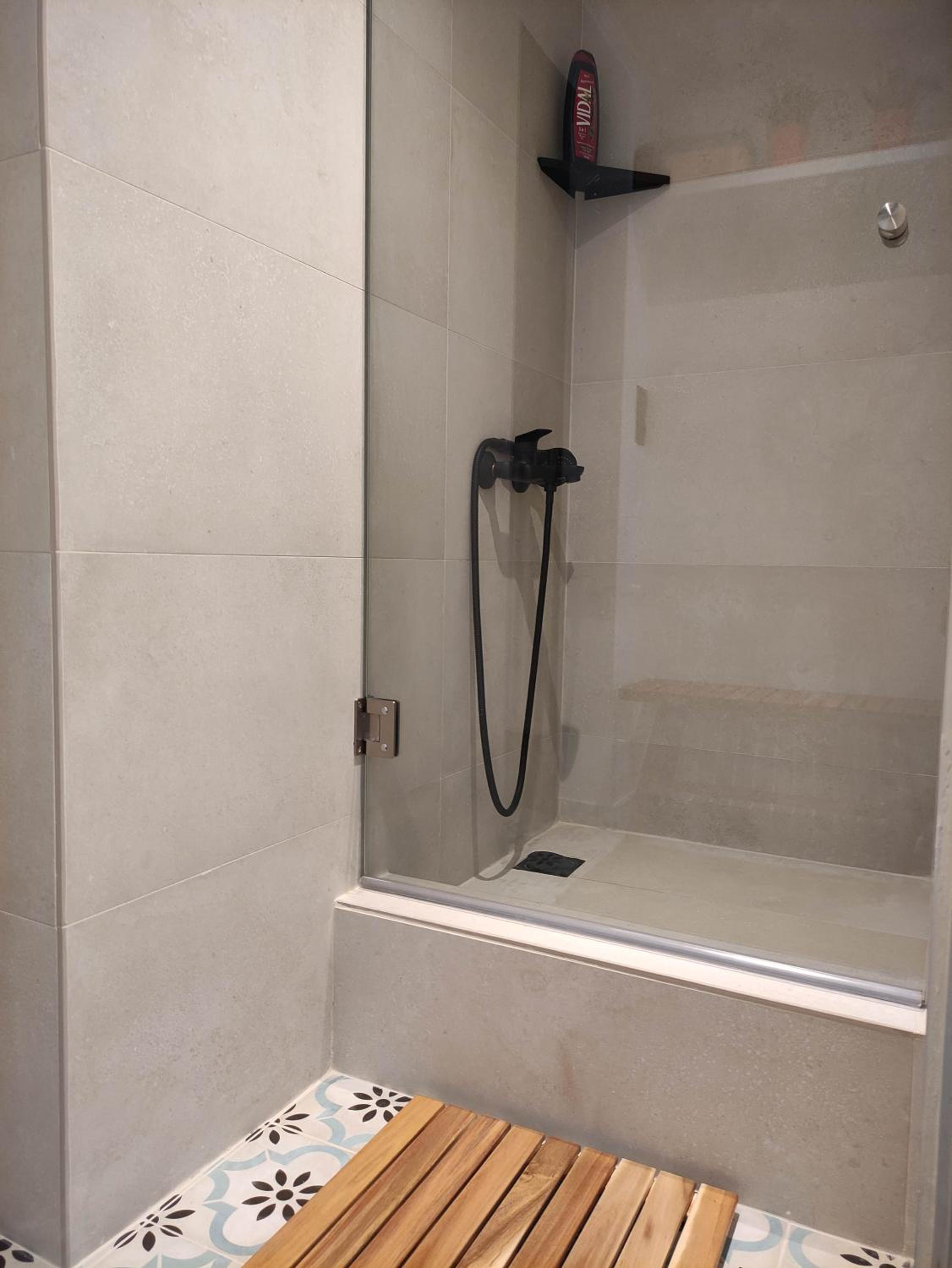 Two-Bedroom Apartment - Photo 35