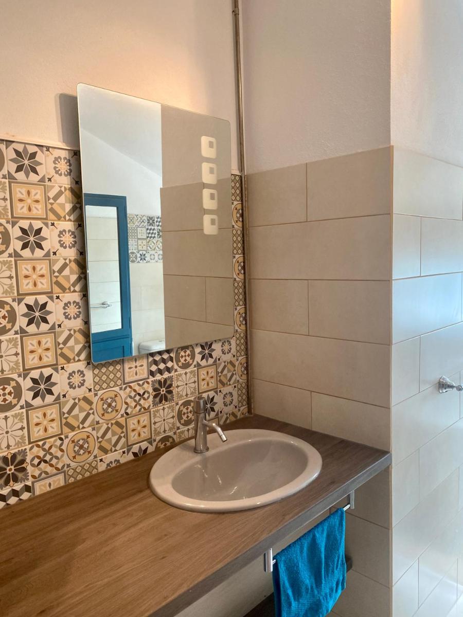 Standard Double Room with Shared Bathroom photo 3