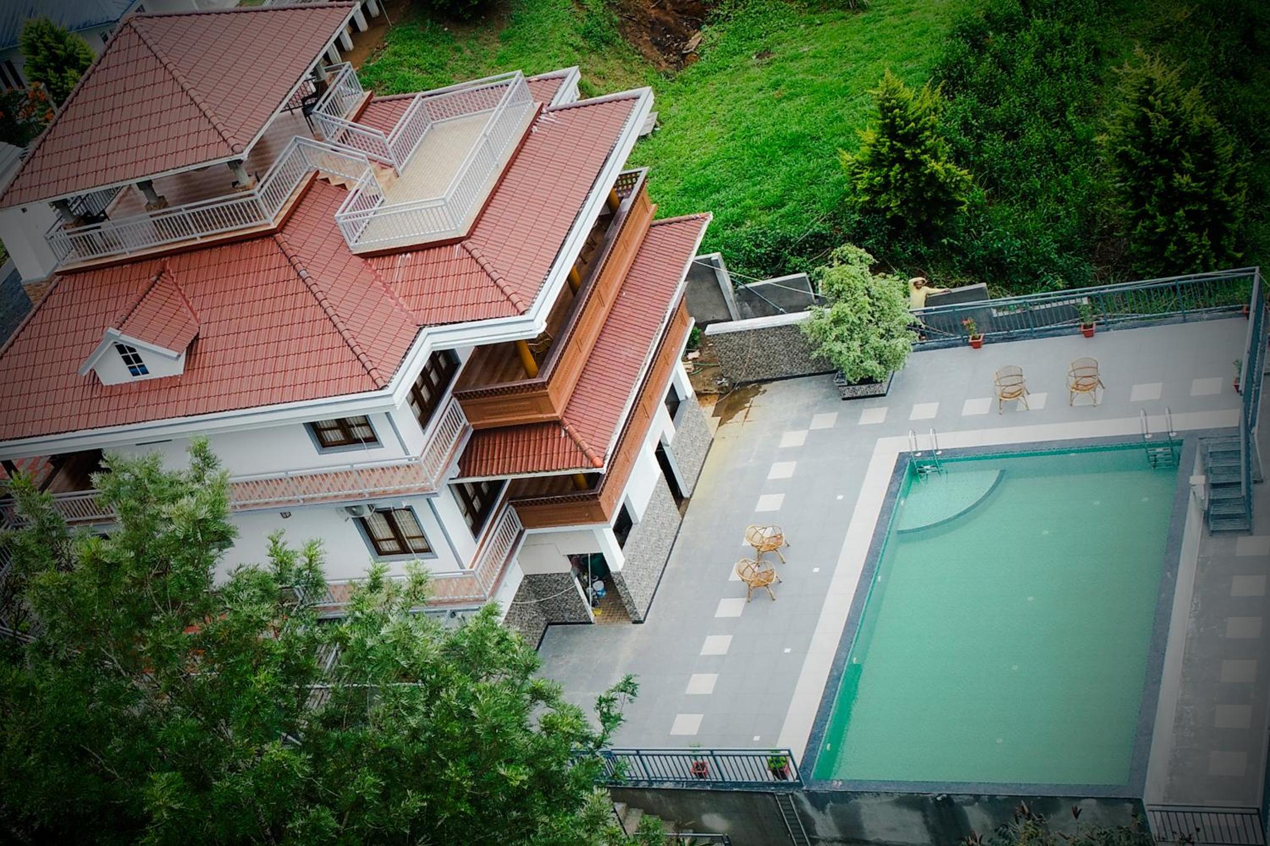 Apartment With Pool View  photo 2