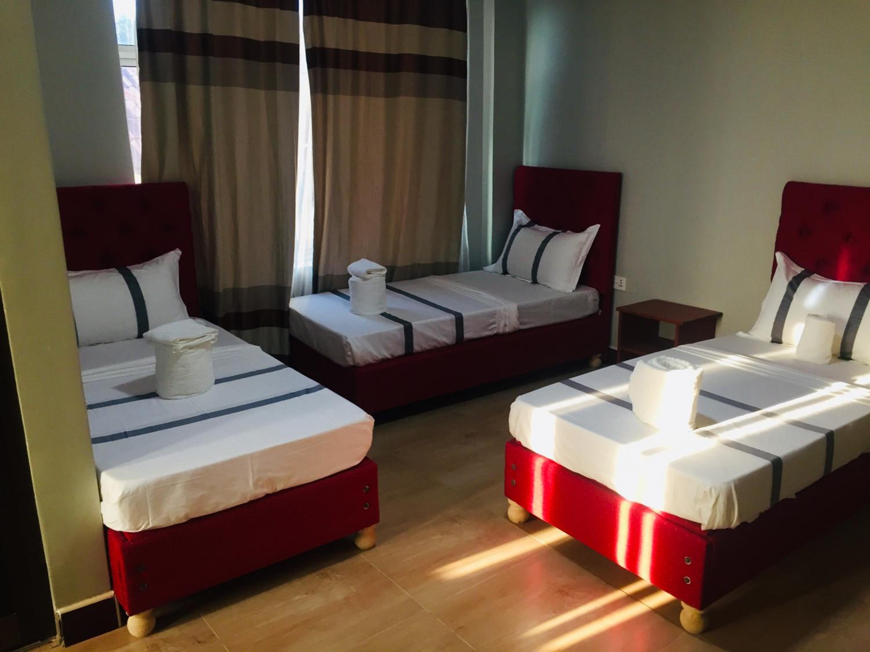 Triple Room - Photo 1