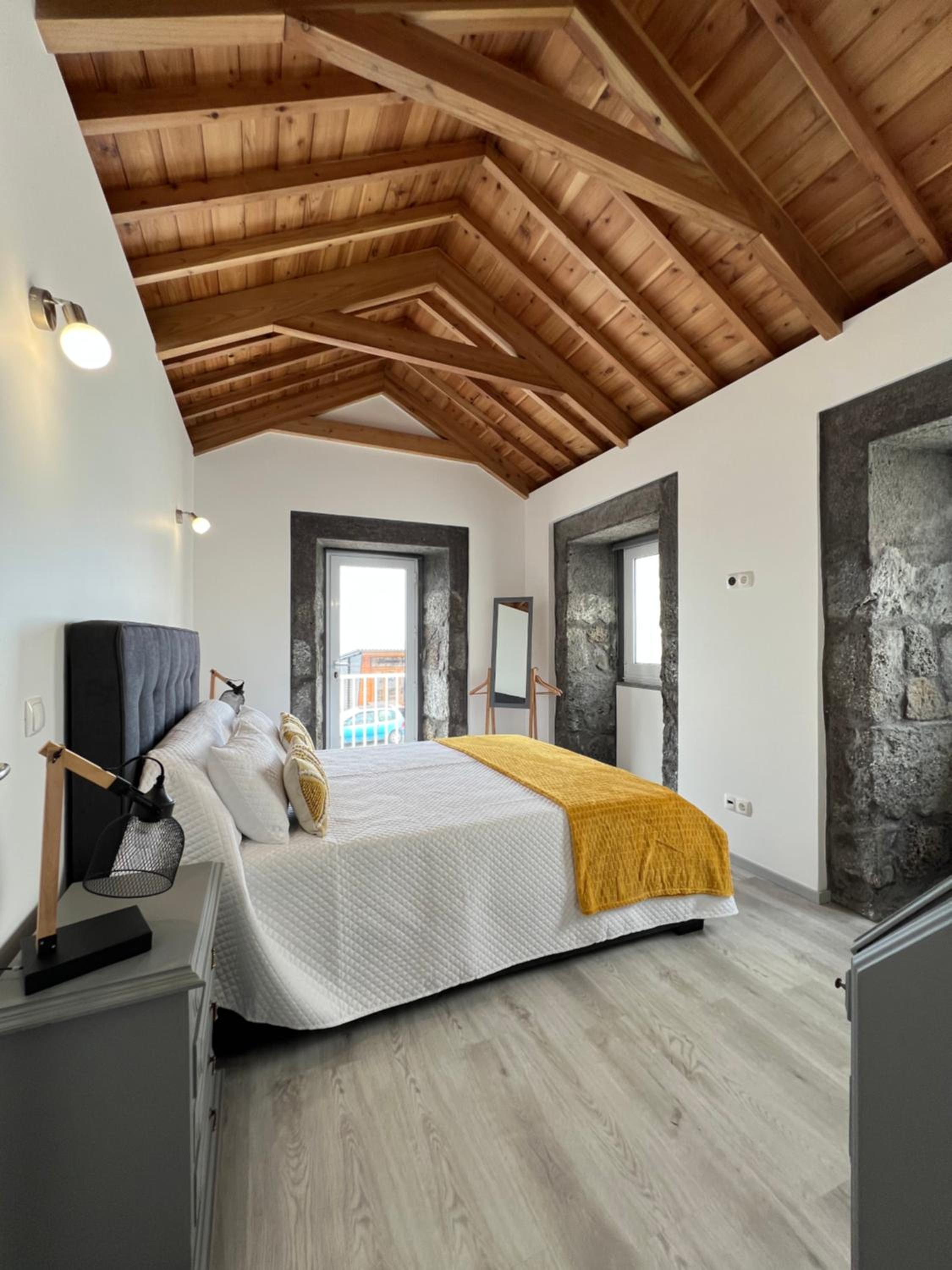 One-Bedroom House photo 1