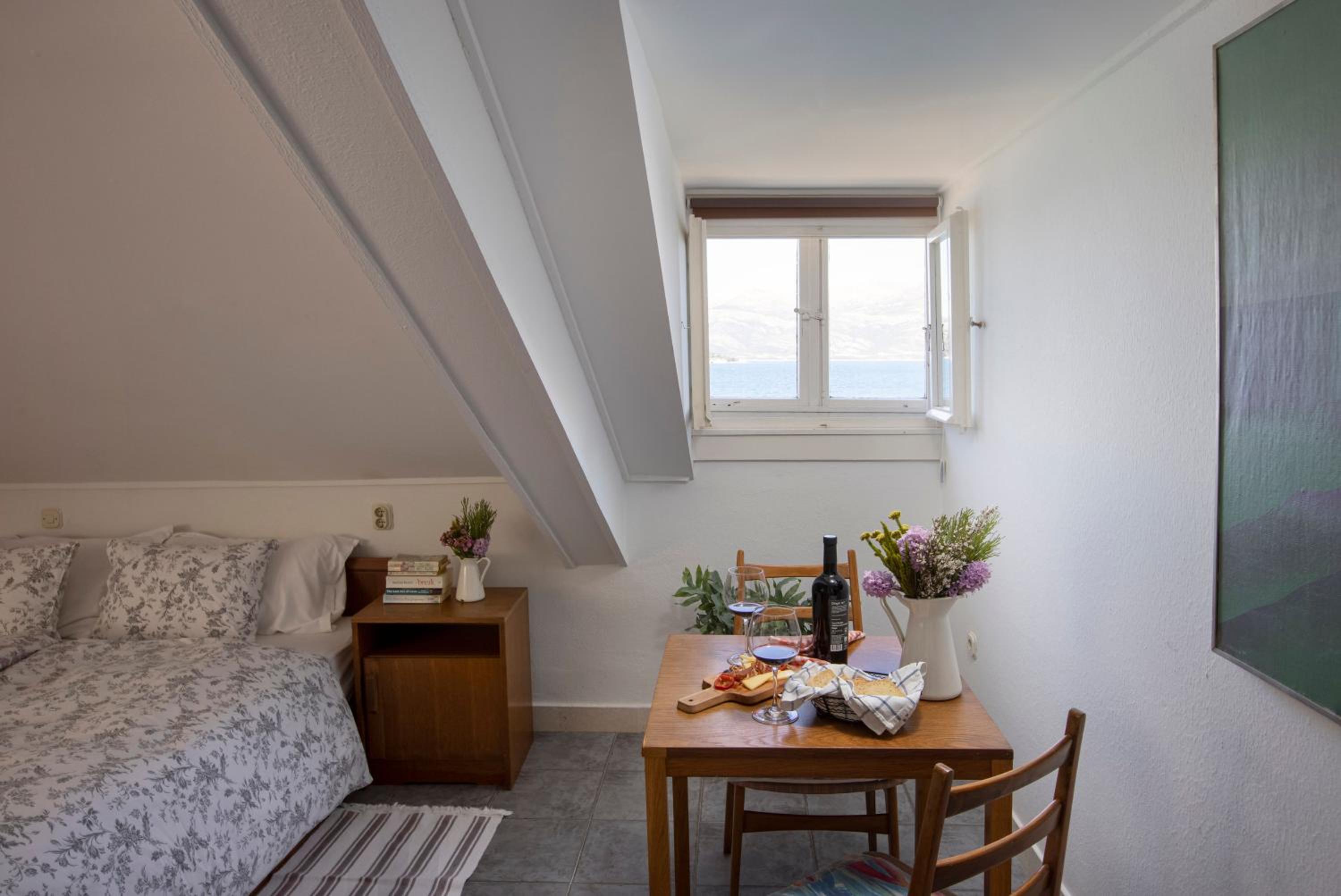 Studio with Sea View photo 2