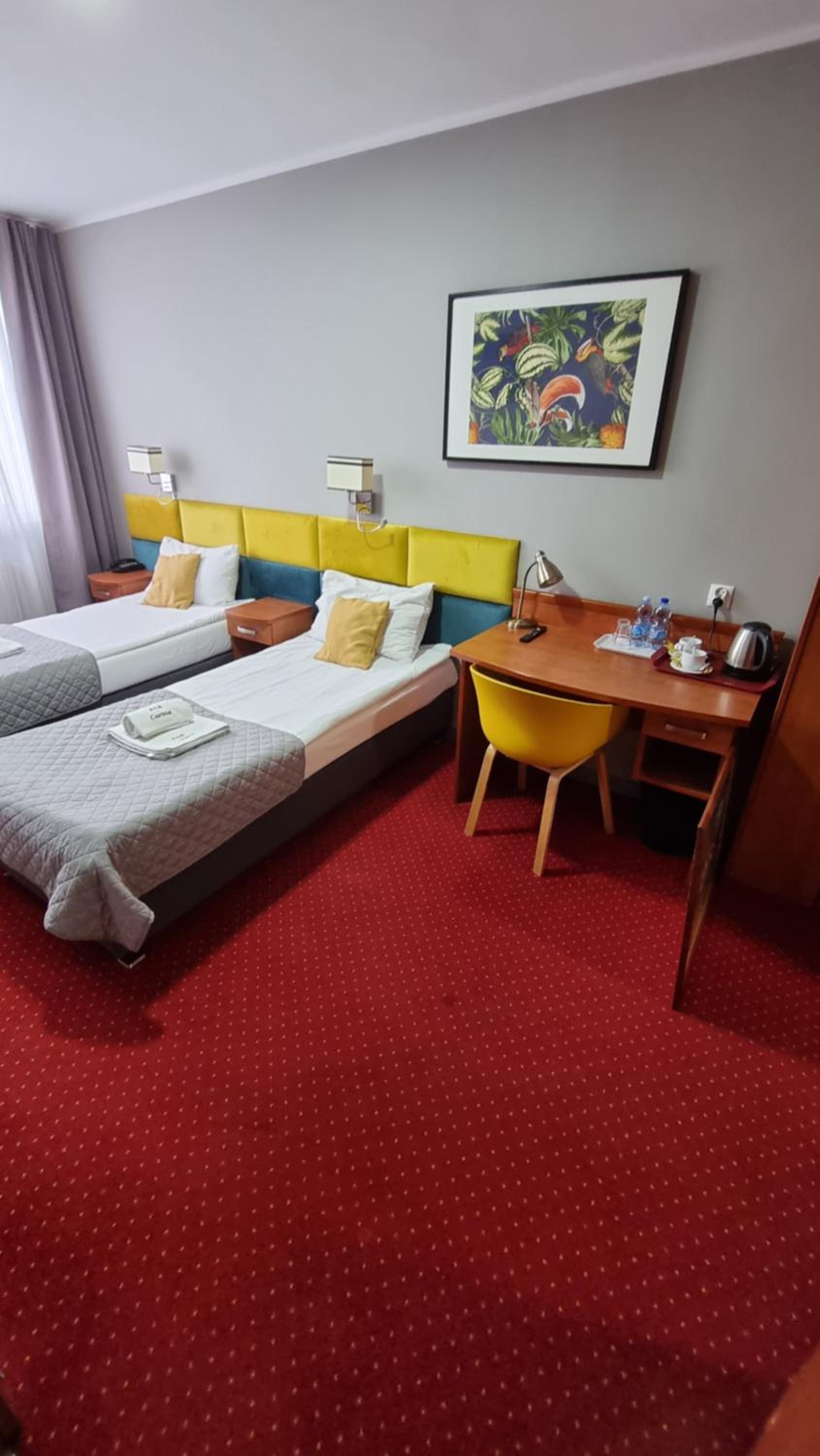 Twin Room - Photo 1