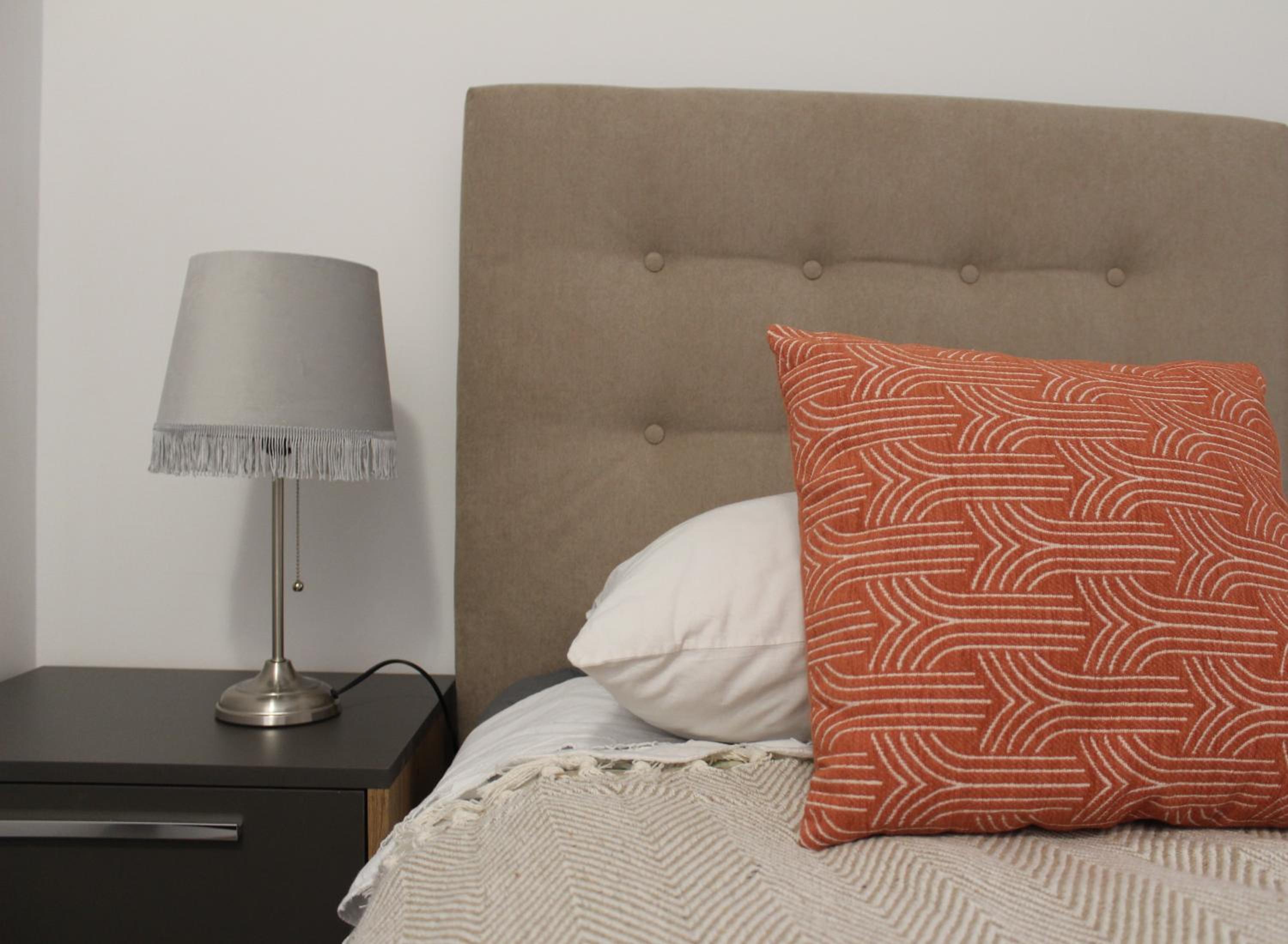 One-Bedroom Apartment - Photo 5