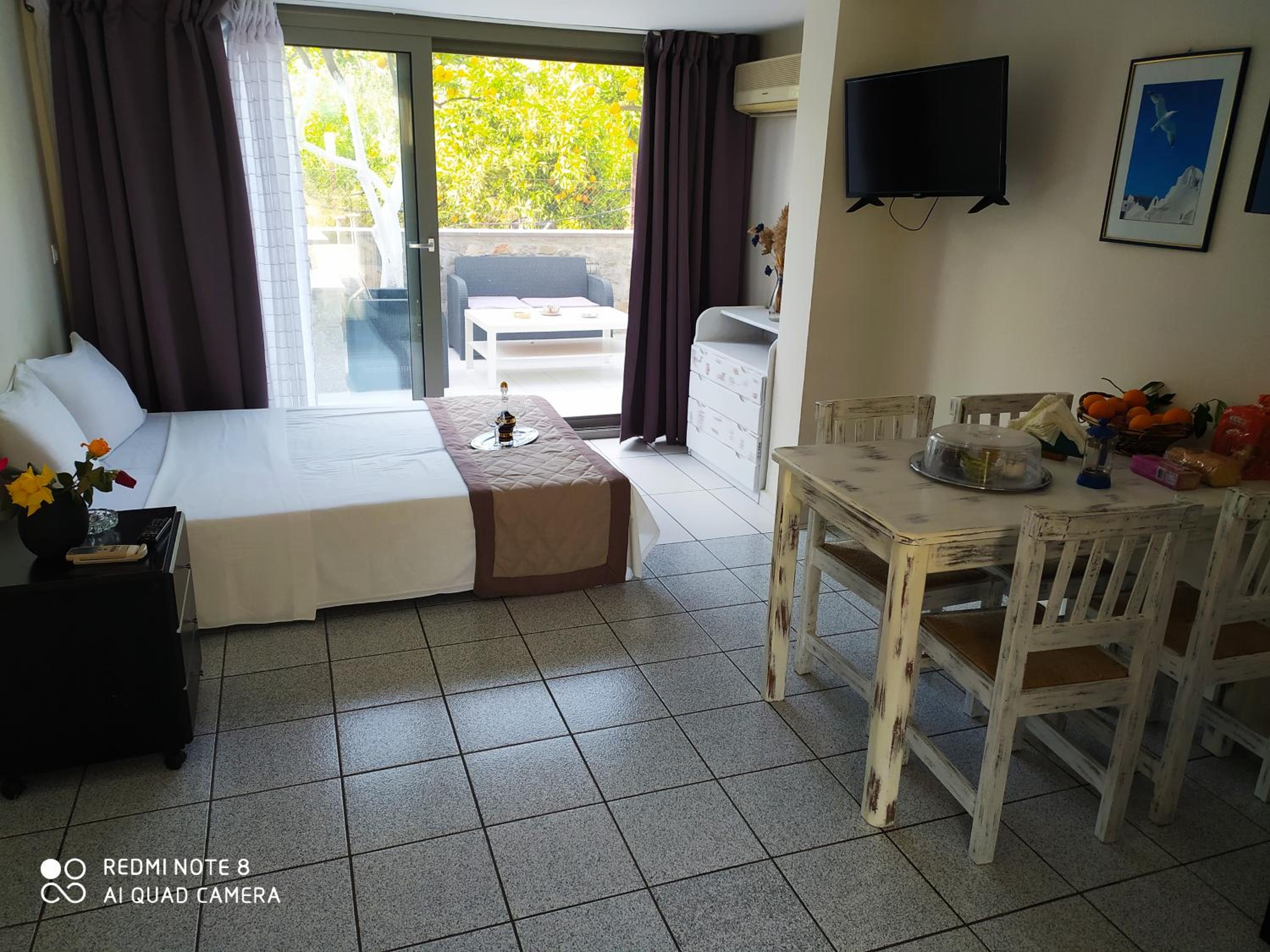 Deluxe Apartment photo 1