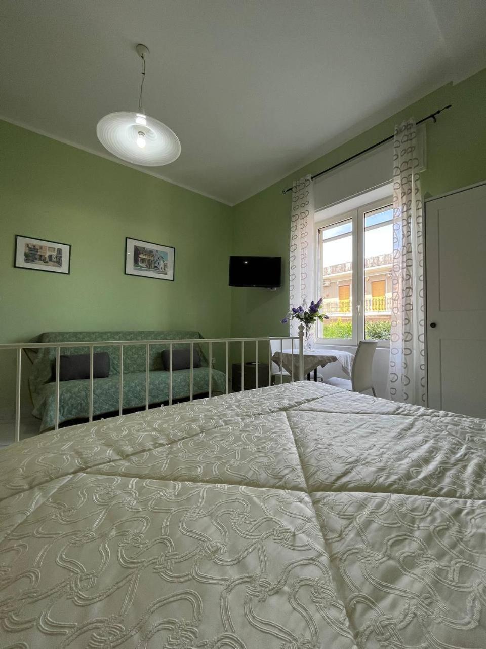 Deluxe Double Room - Photo 7