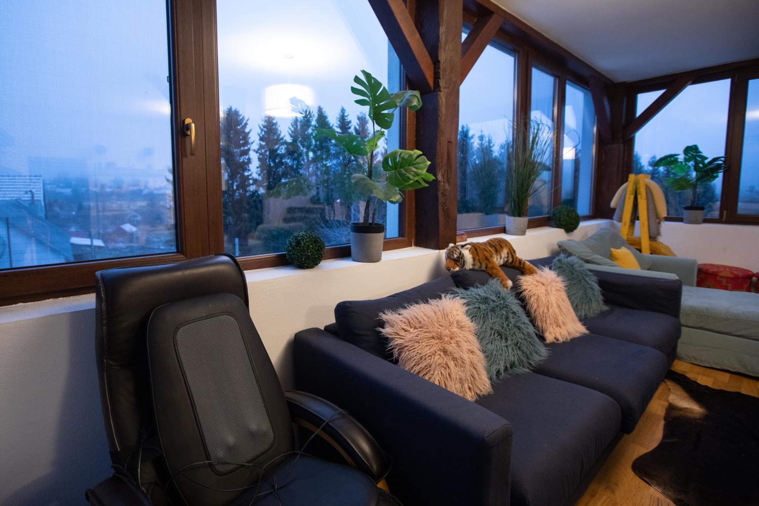 Four-Bedroom House - Photo 14