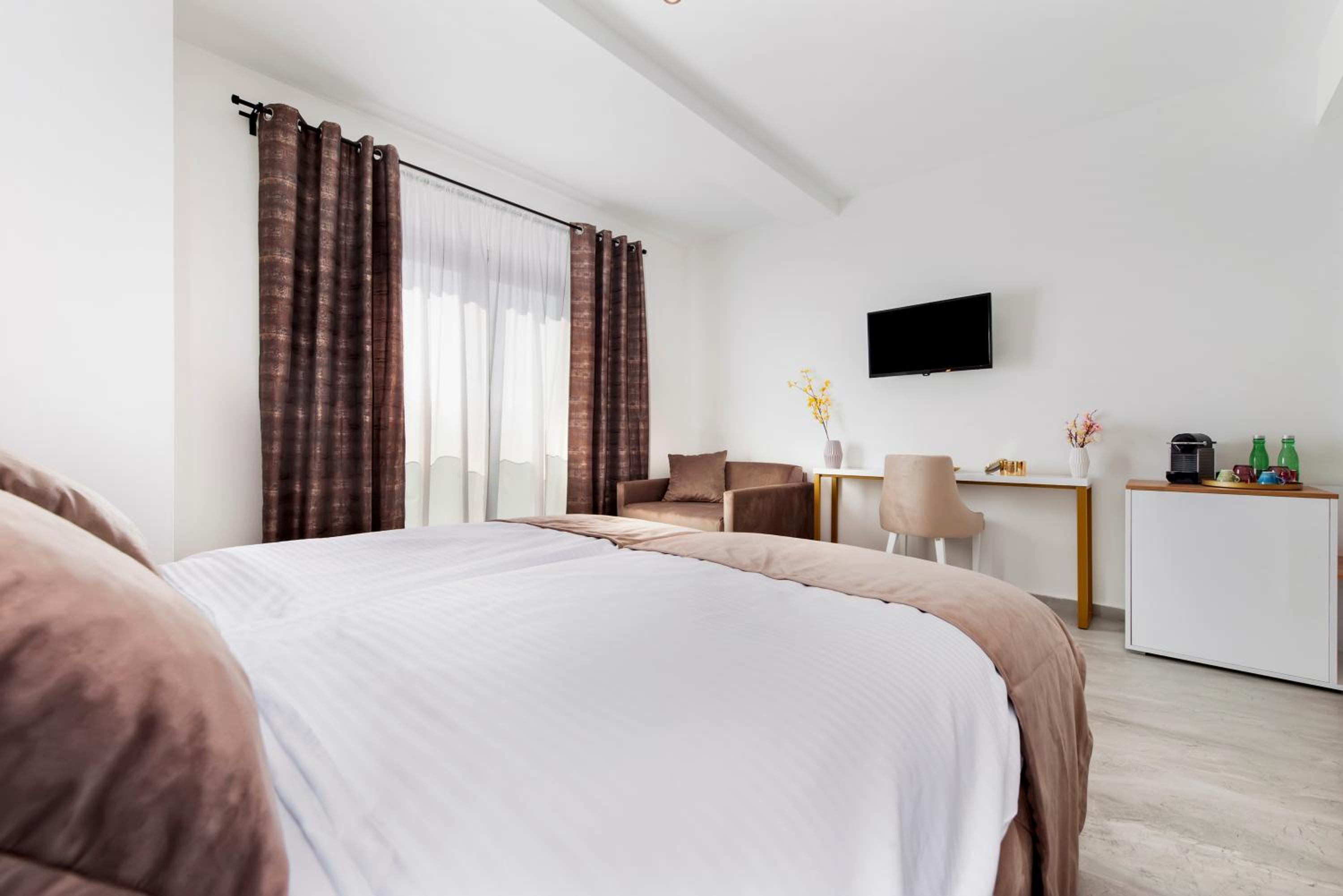 Comfort Double Room - Photo 13