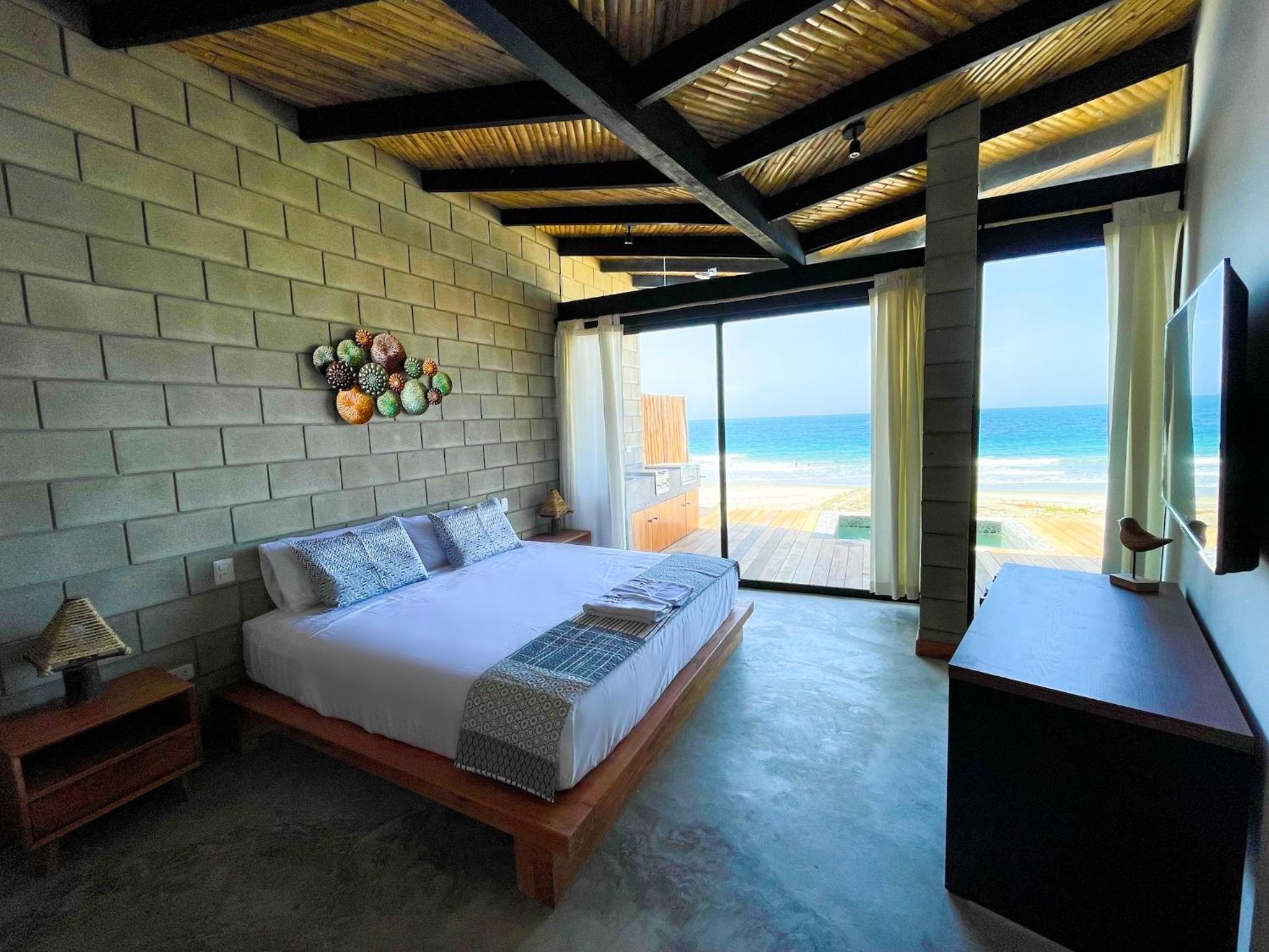 Villa - Beach Front photo 3