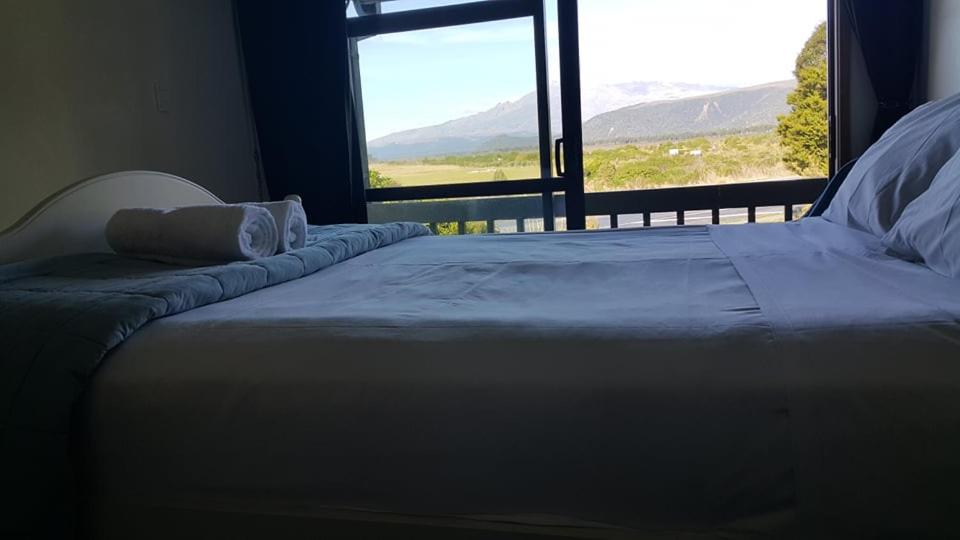 Double or Twin Room with Mountain View photo 3