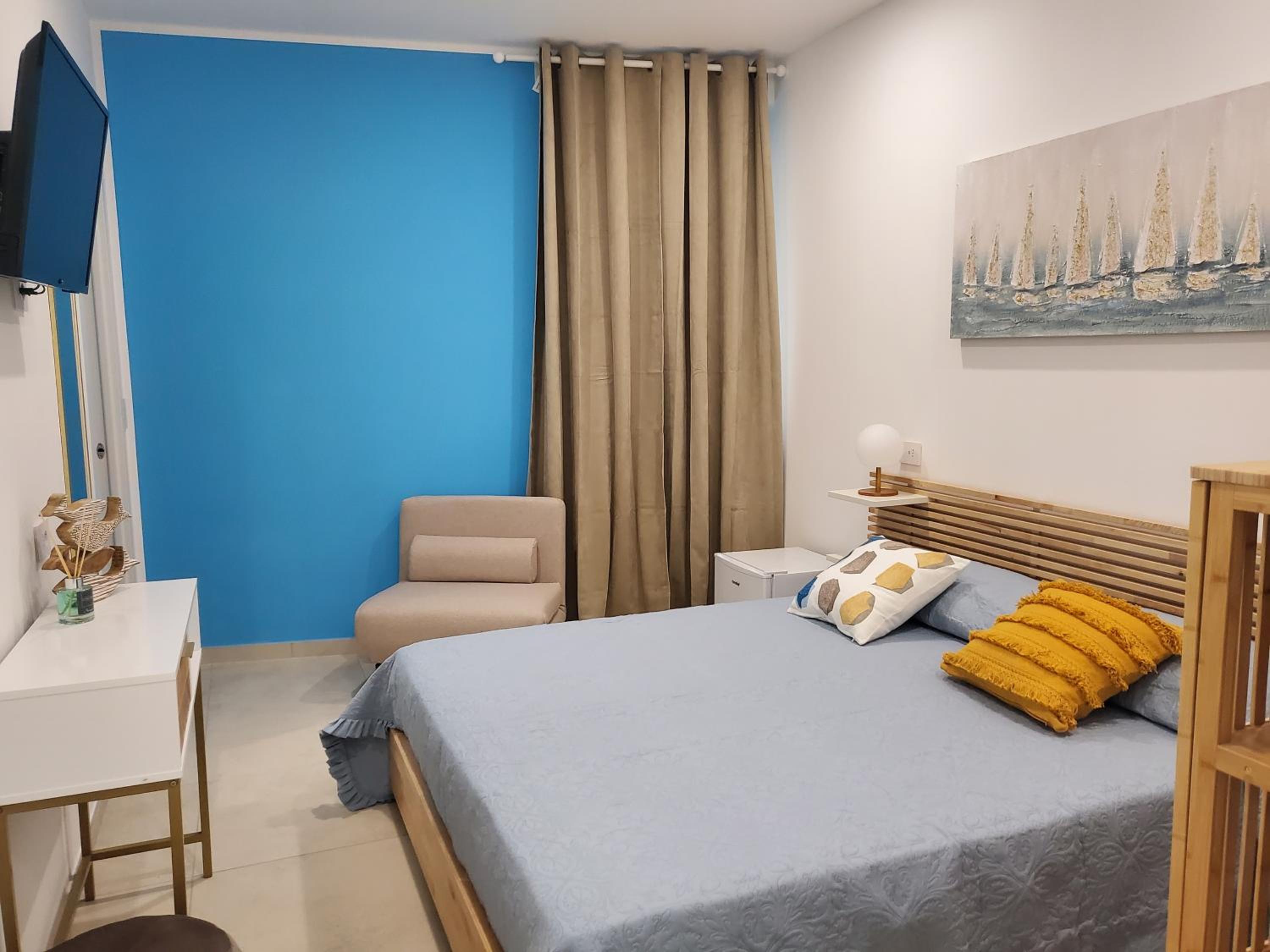 Triple Room with Private Bathroom