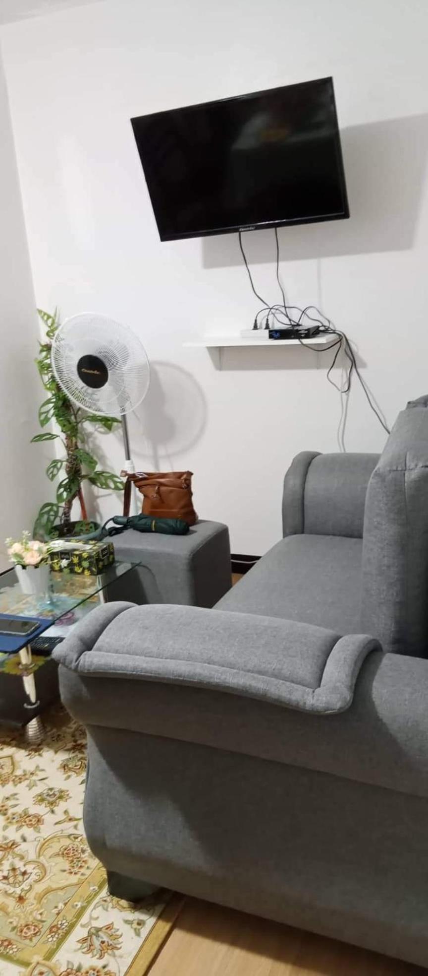 One-Bedroom Apartment photo 3