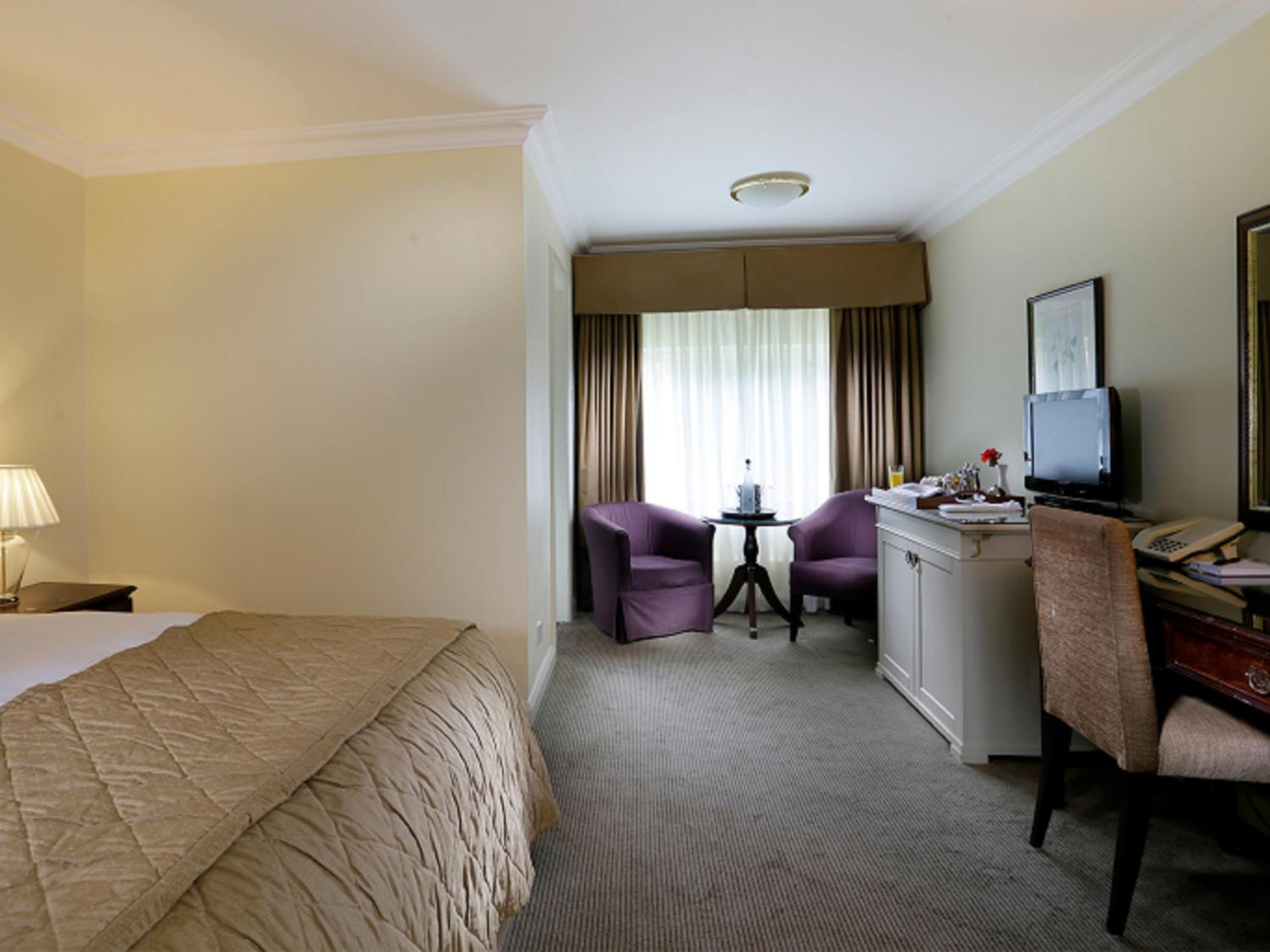 Standard King Room - Photo 1