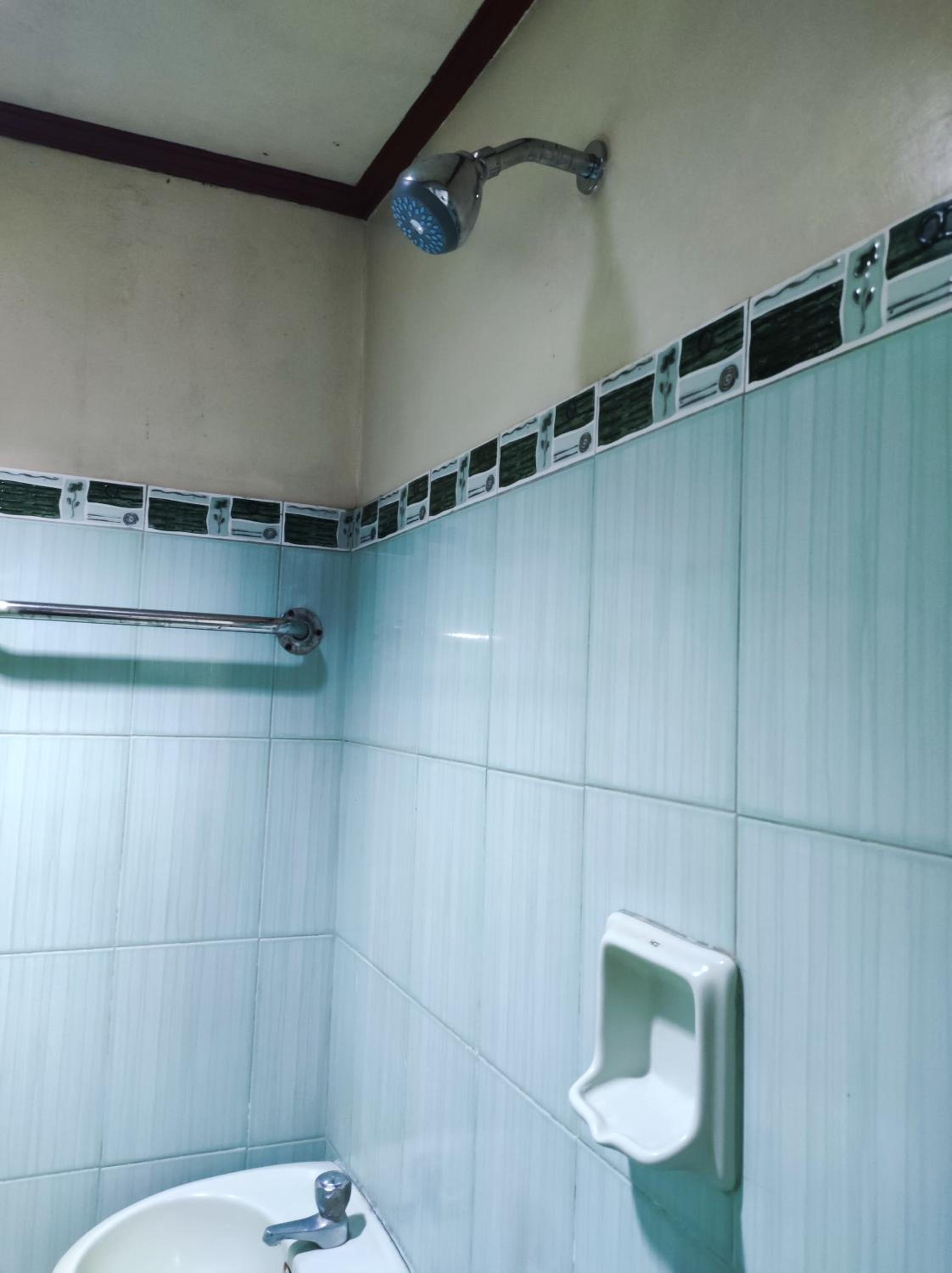 Family Room with Shower - Photo 5