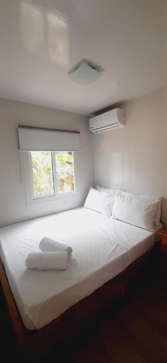 Two-Bedroom House - Photo 25