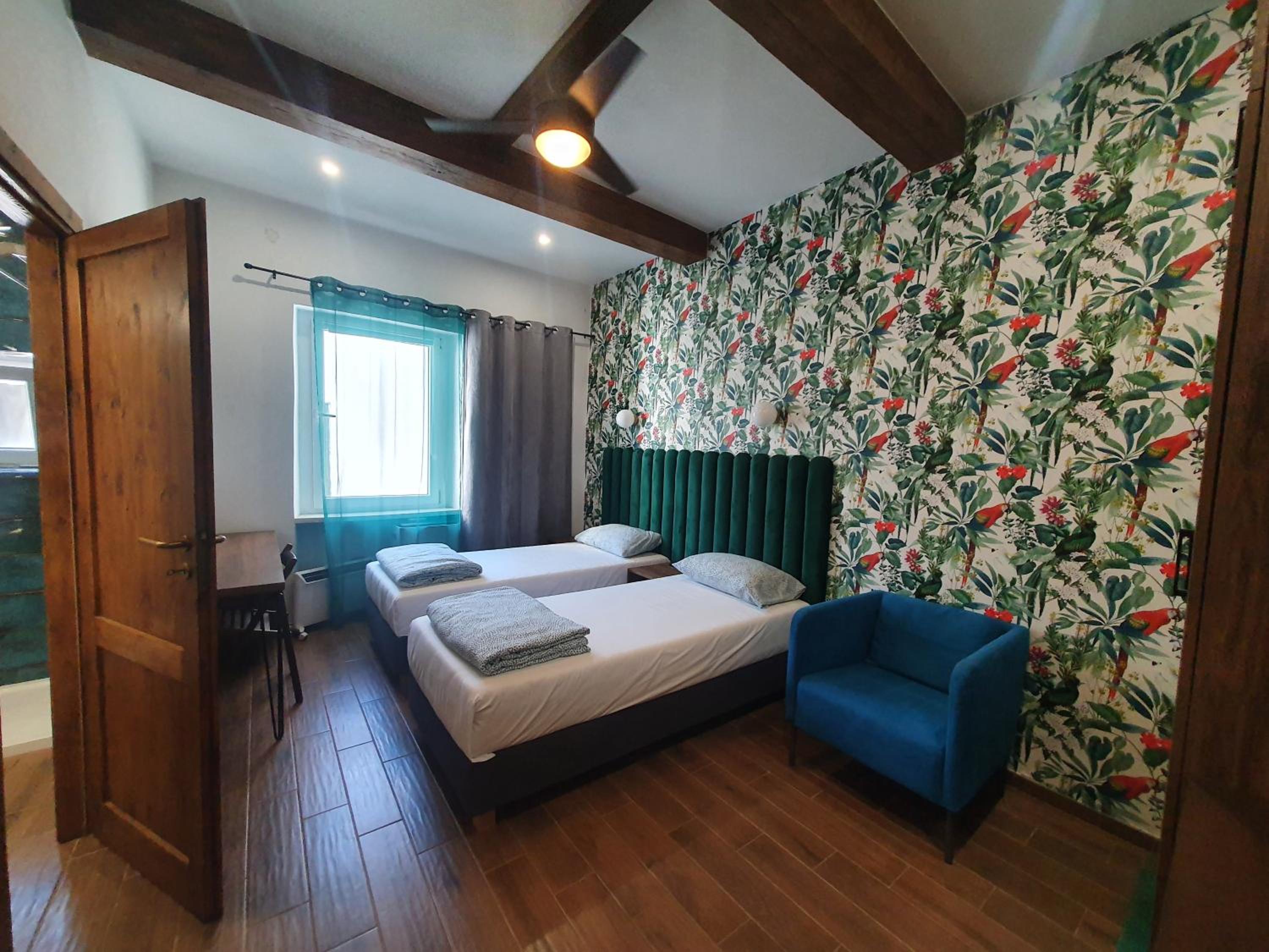 Small Double Room photo 2