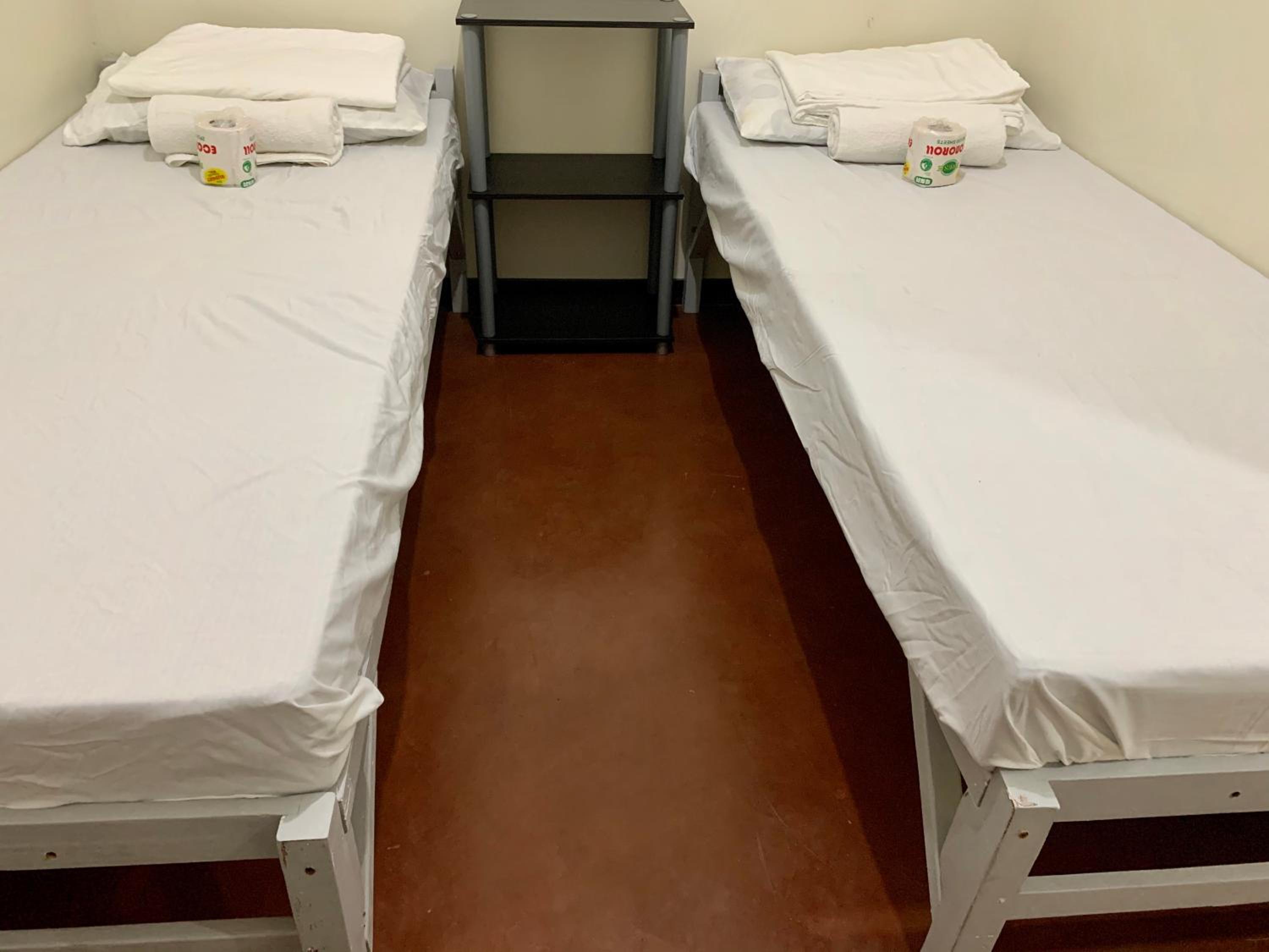 Double or Twin Room with Private Bathroom - Photo 1