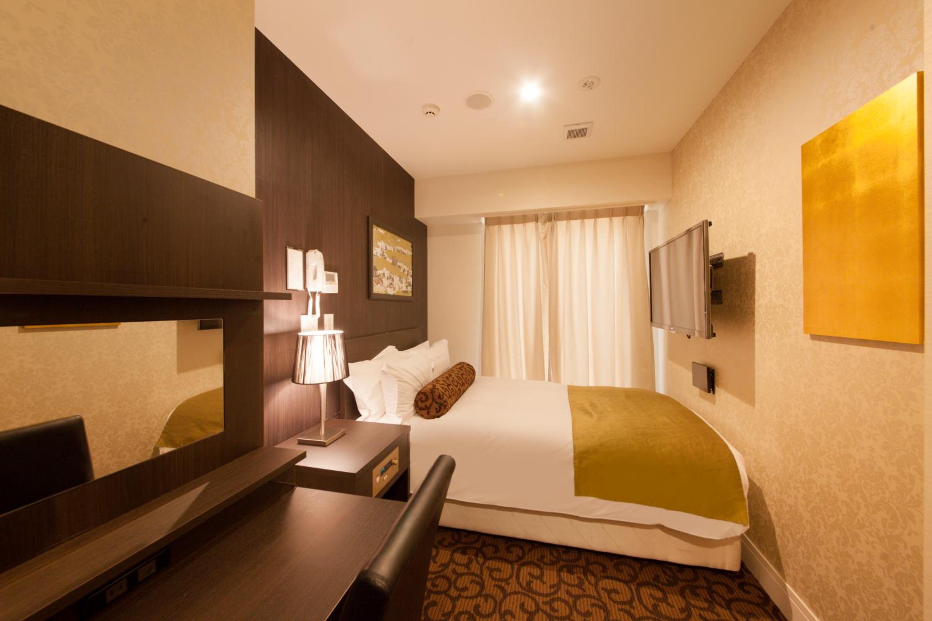 Standard Double Room with Small Double Bed - Non-Smoking - No Daily Cleaning