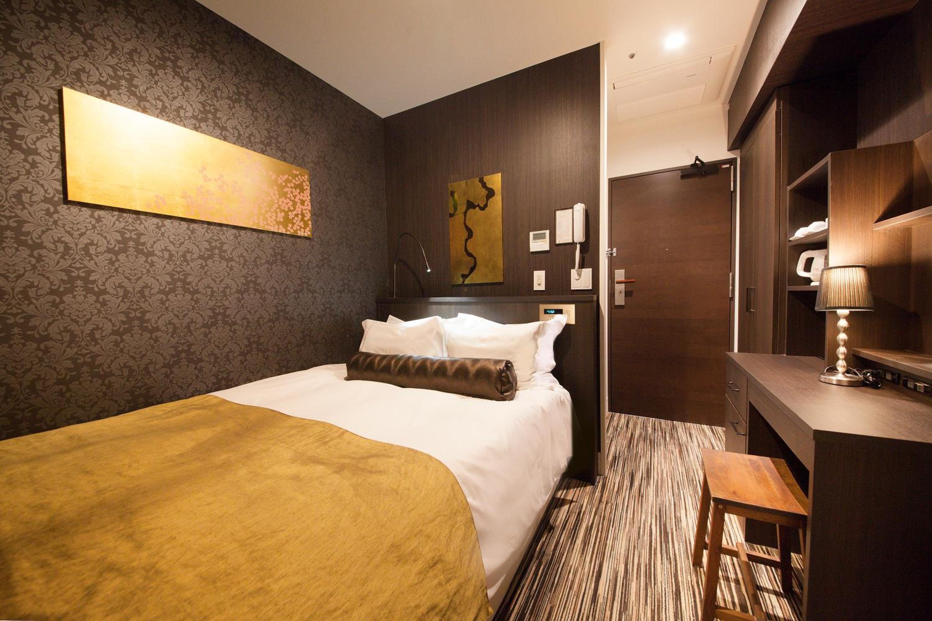  Standard Double Room - Non-Smoking