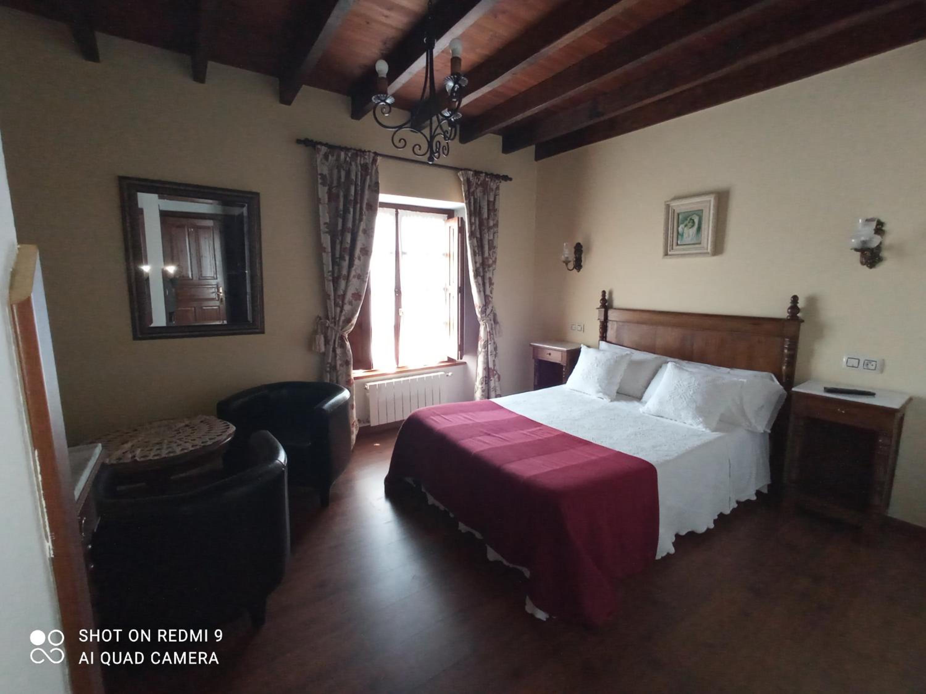 Standard Double or Twin Room photo 3