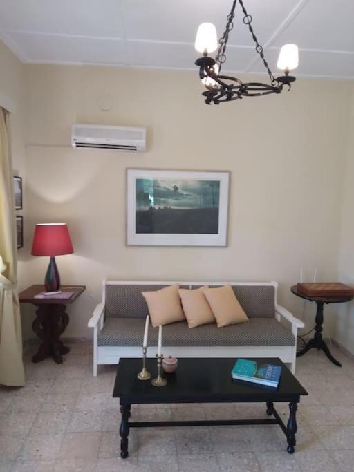 Two-Bedroom House photo 2