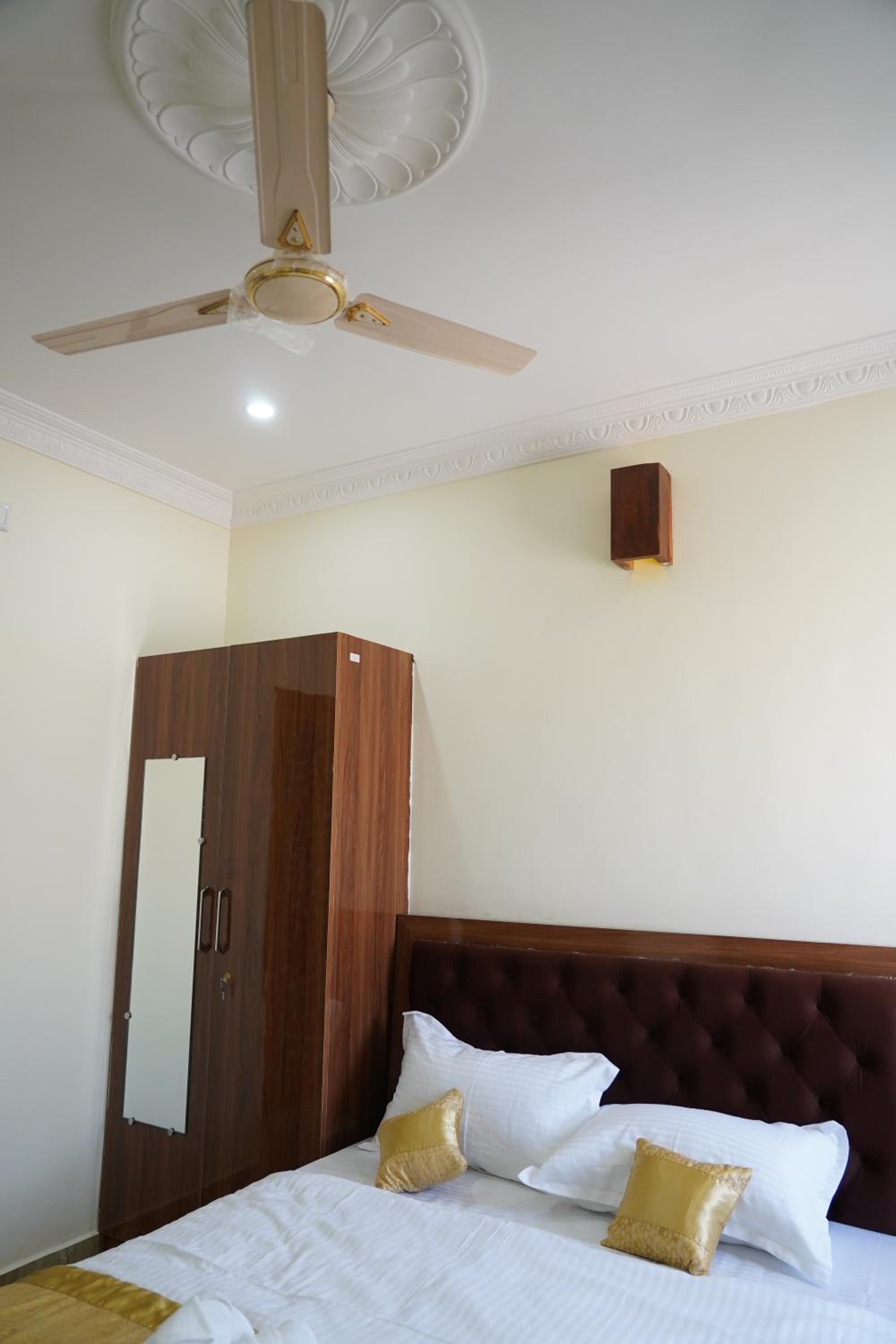 Budget Single Room - Photo 1
