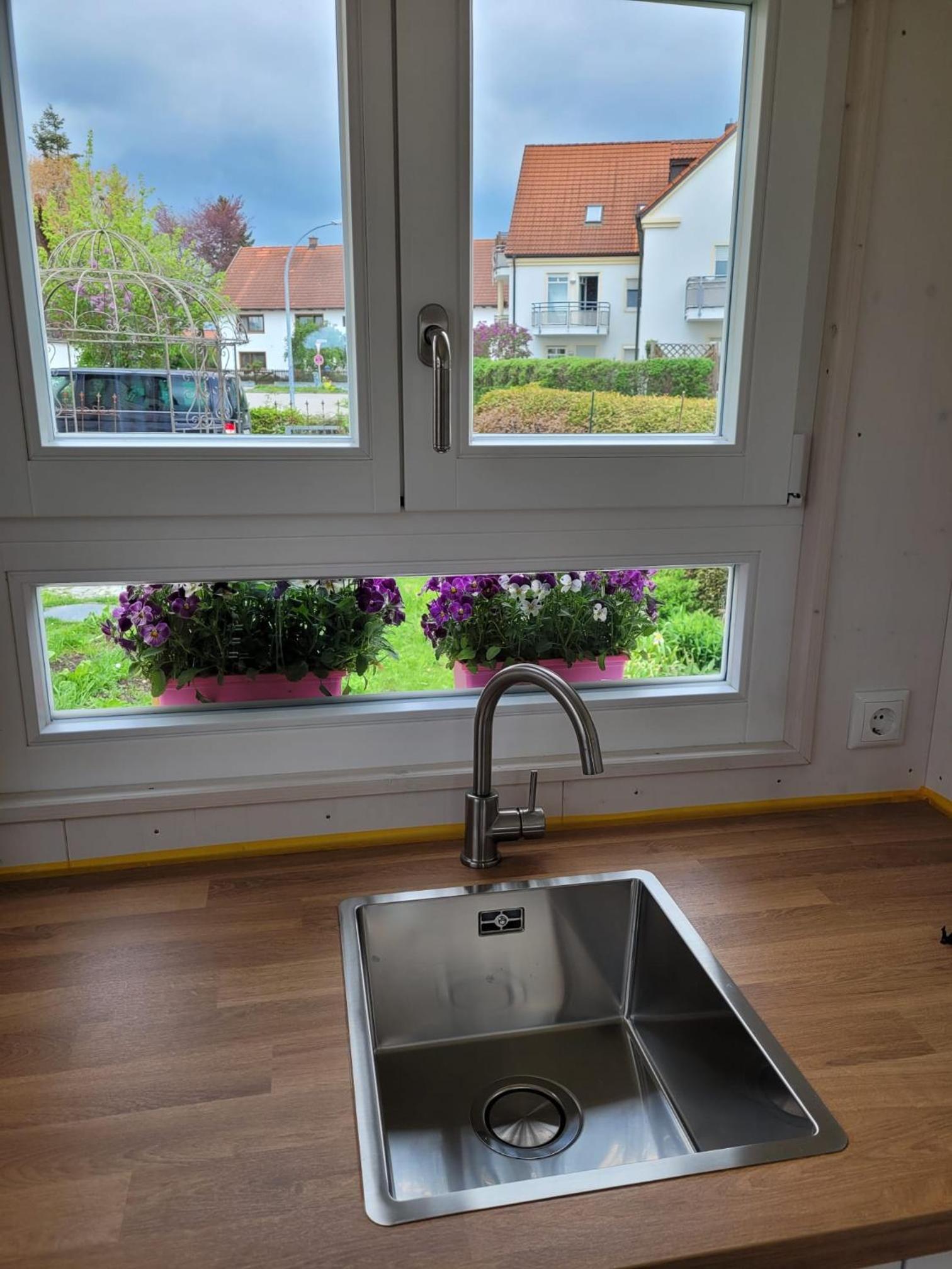 Tiny House with Garden View  photo 2