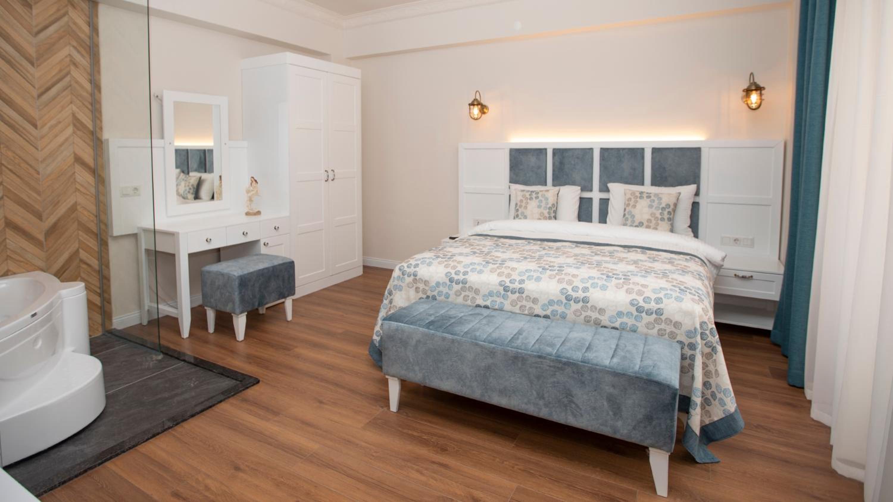 King Suite photo 3