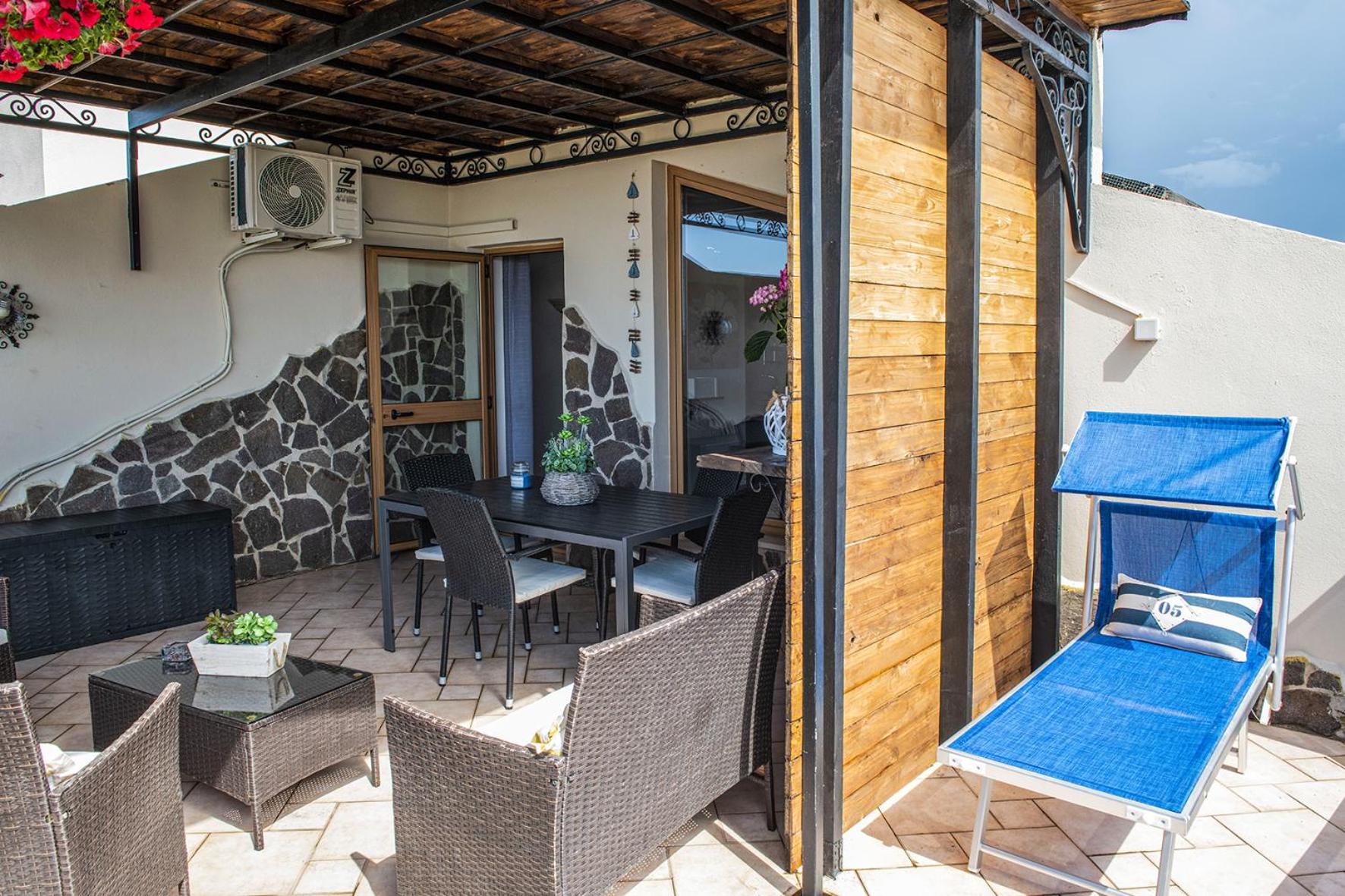 Two-Bedroom Apartment with Terrace photo 2