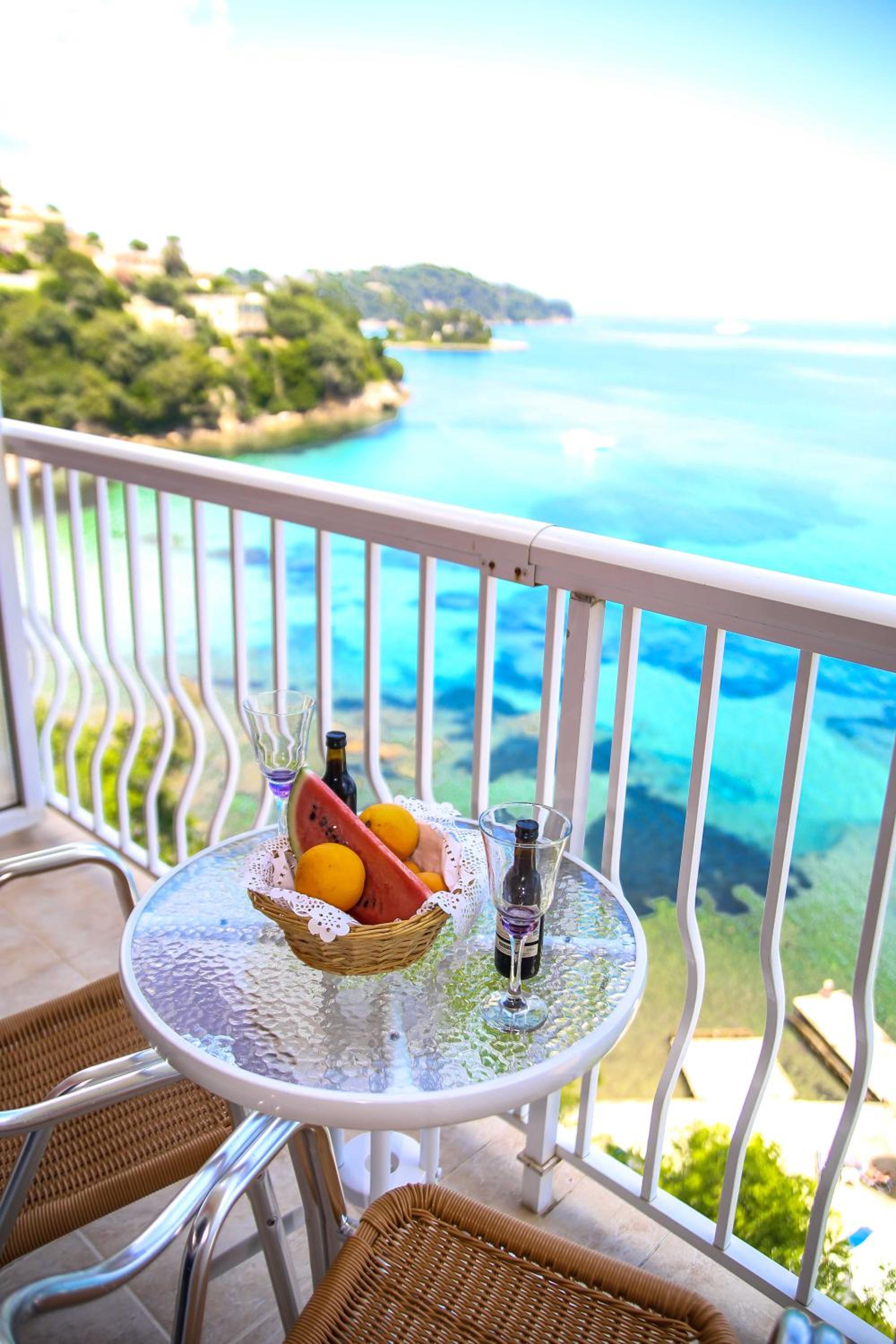 Twin Room Sea View - Photo 14